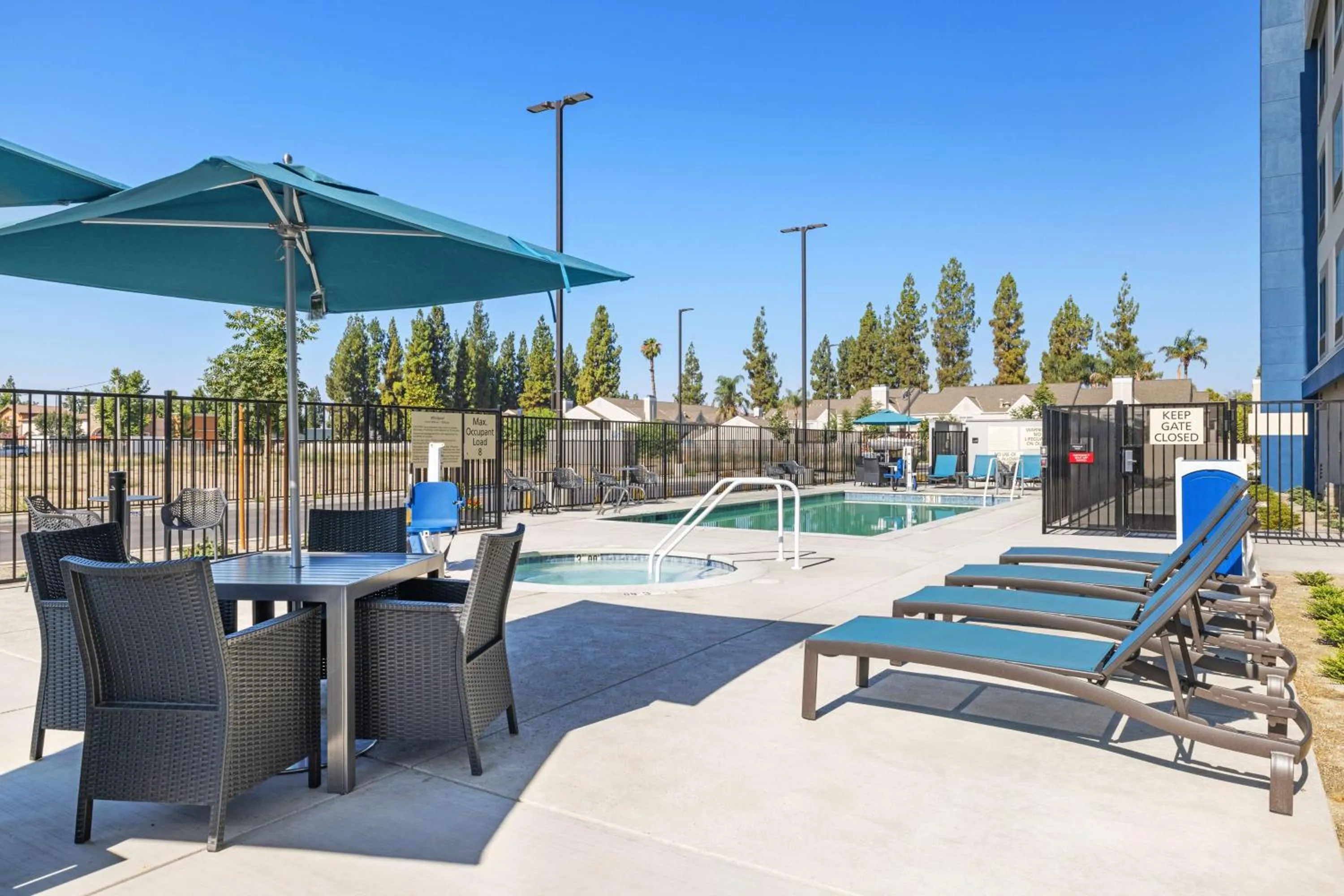 Pool view in Hampton Inn & Suites Bakersfield Central
