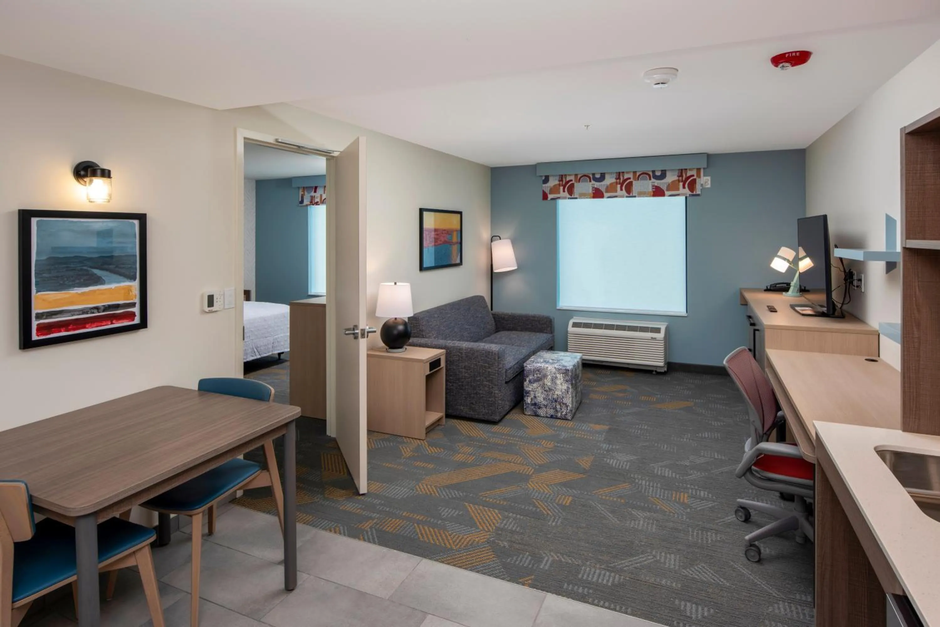 Seating area in Home2 Suites By Hilton East Haven New Haven