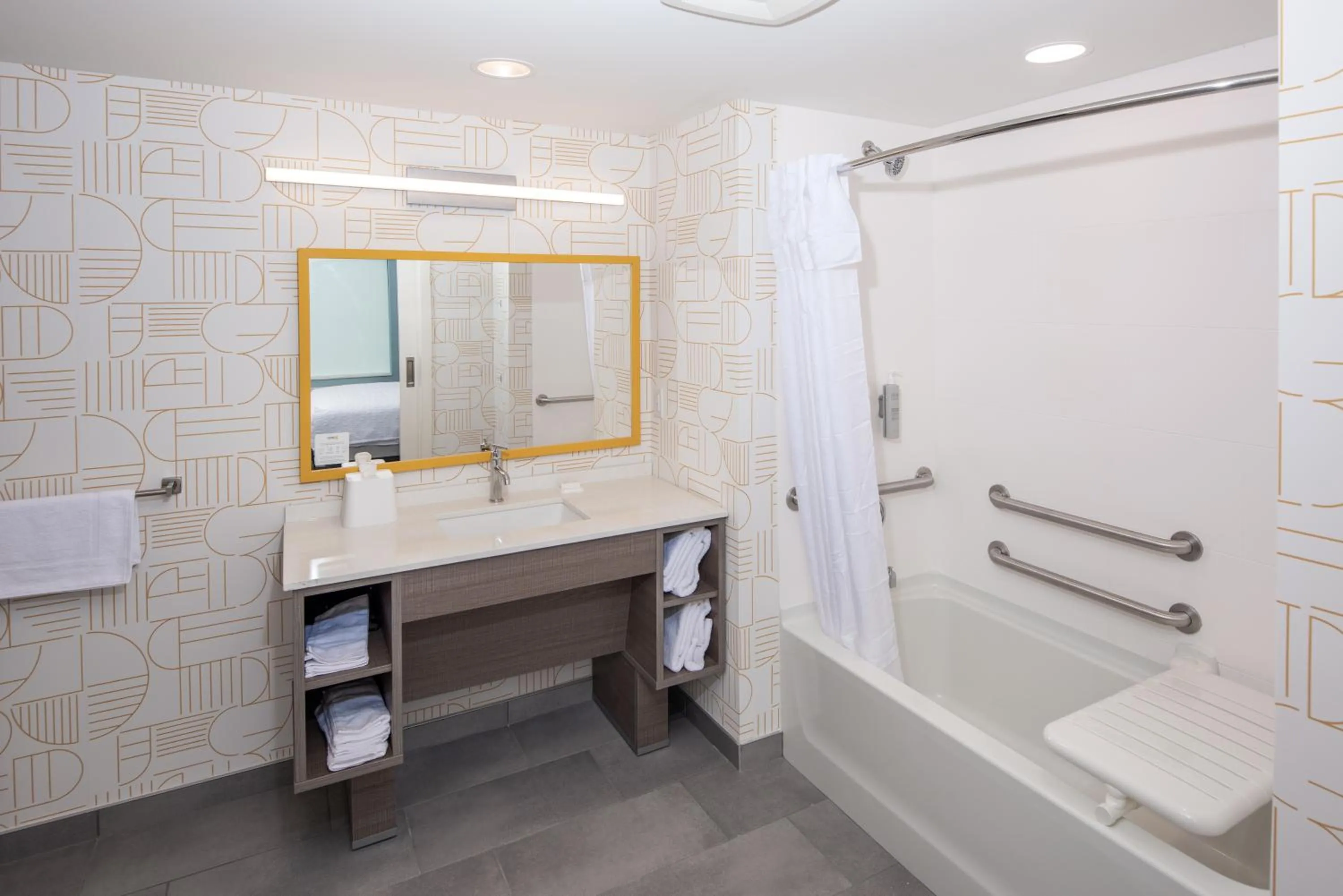 Bath in Home2 Suites By Hilton East Haven New Haven