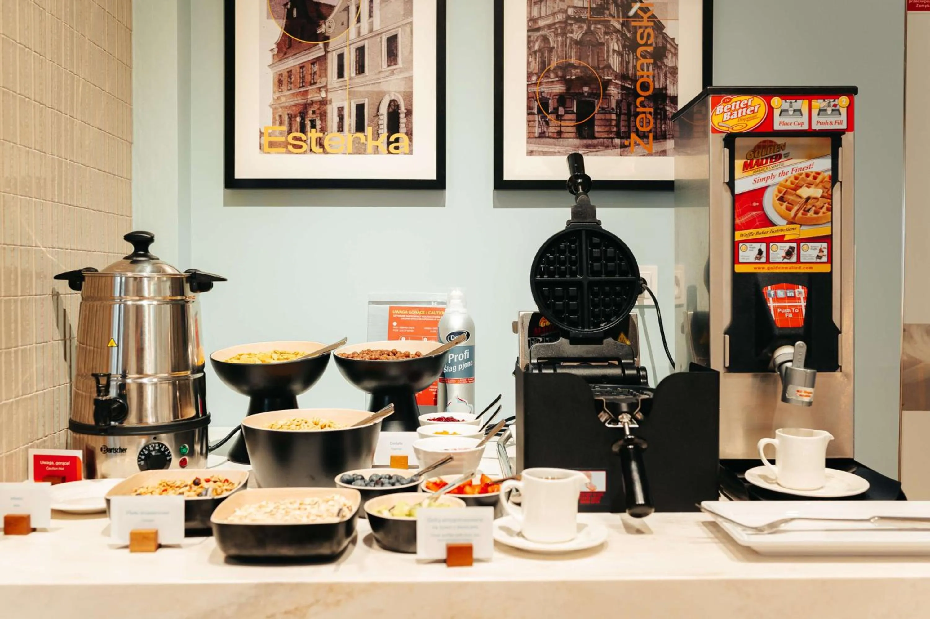 Restaurant/places to eat in Hilton Garden Inn Radom