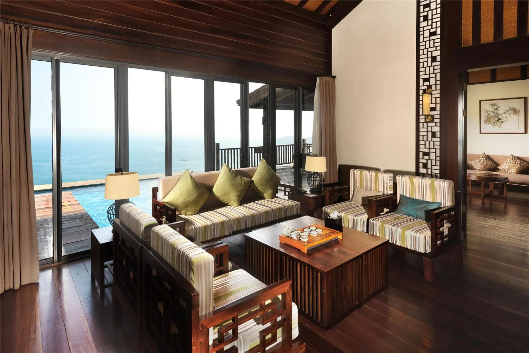 Yalong Bay Earthly Paradise Birds Nest Resort （Mountain Villas)