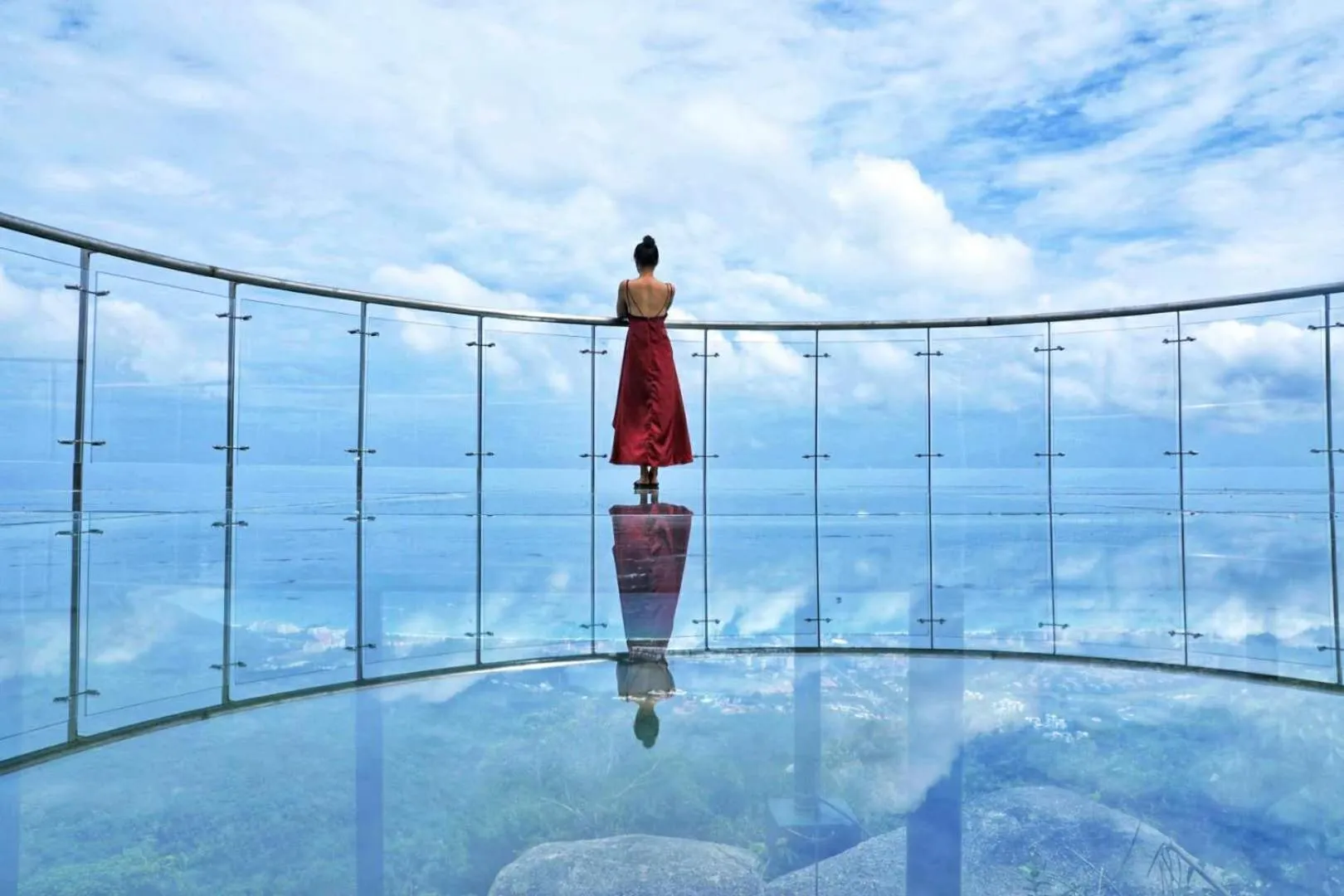 Yalong Bay Earthly Paradise Birds Nest Resort （Mountain Villas)