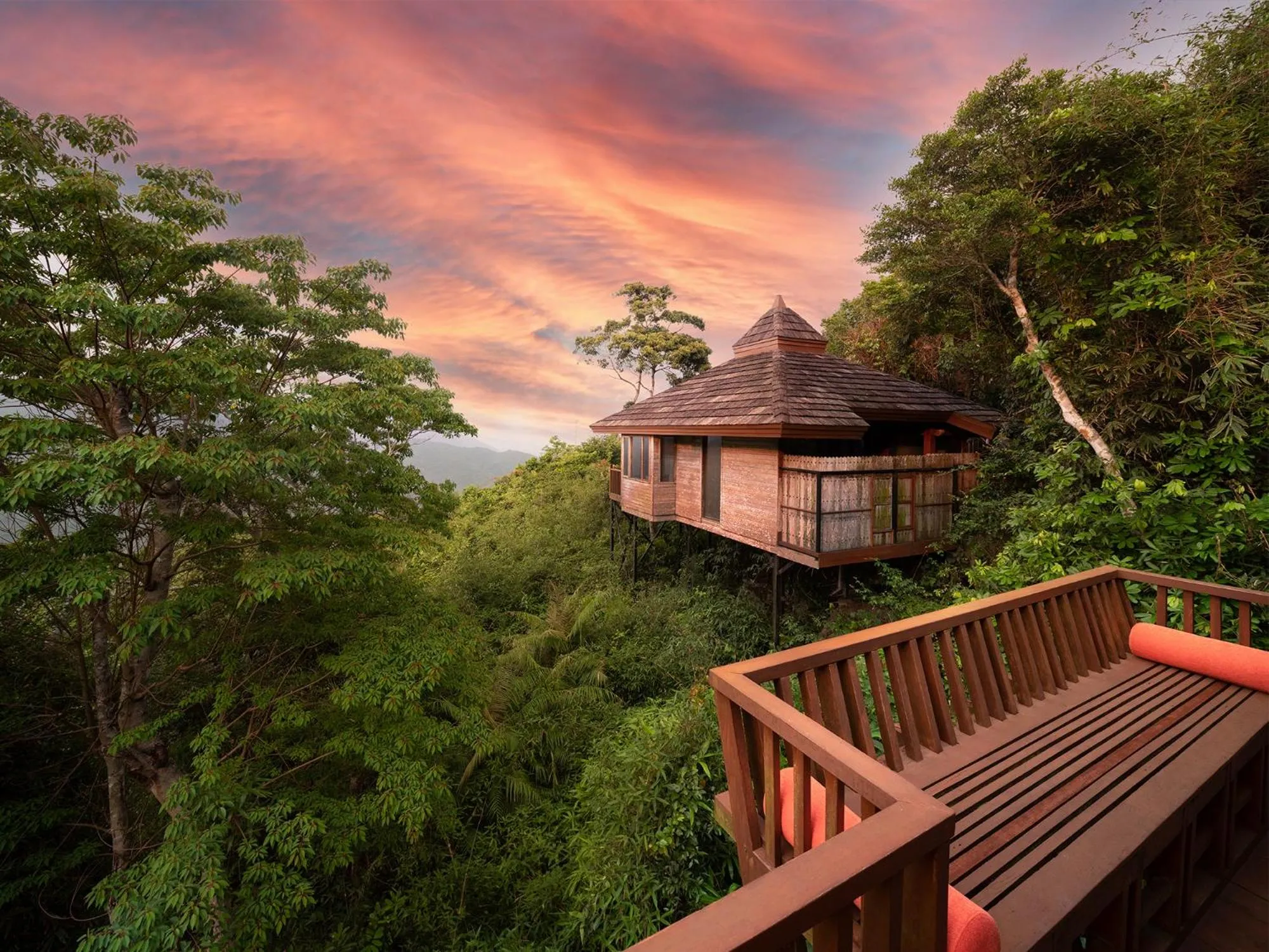Natural landscape in Yalong Bay Earthly Paradise Birds Nest Resort （Mountain Villas)