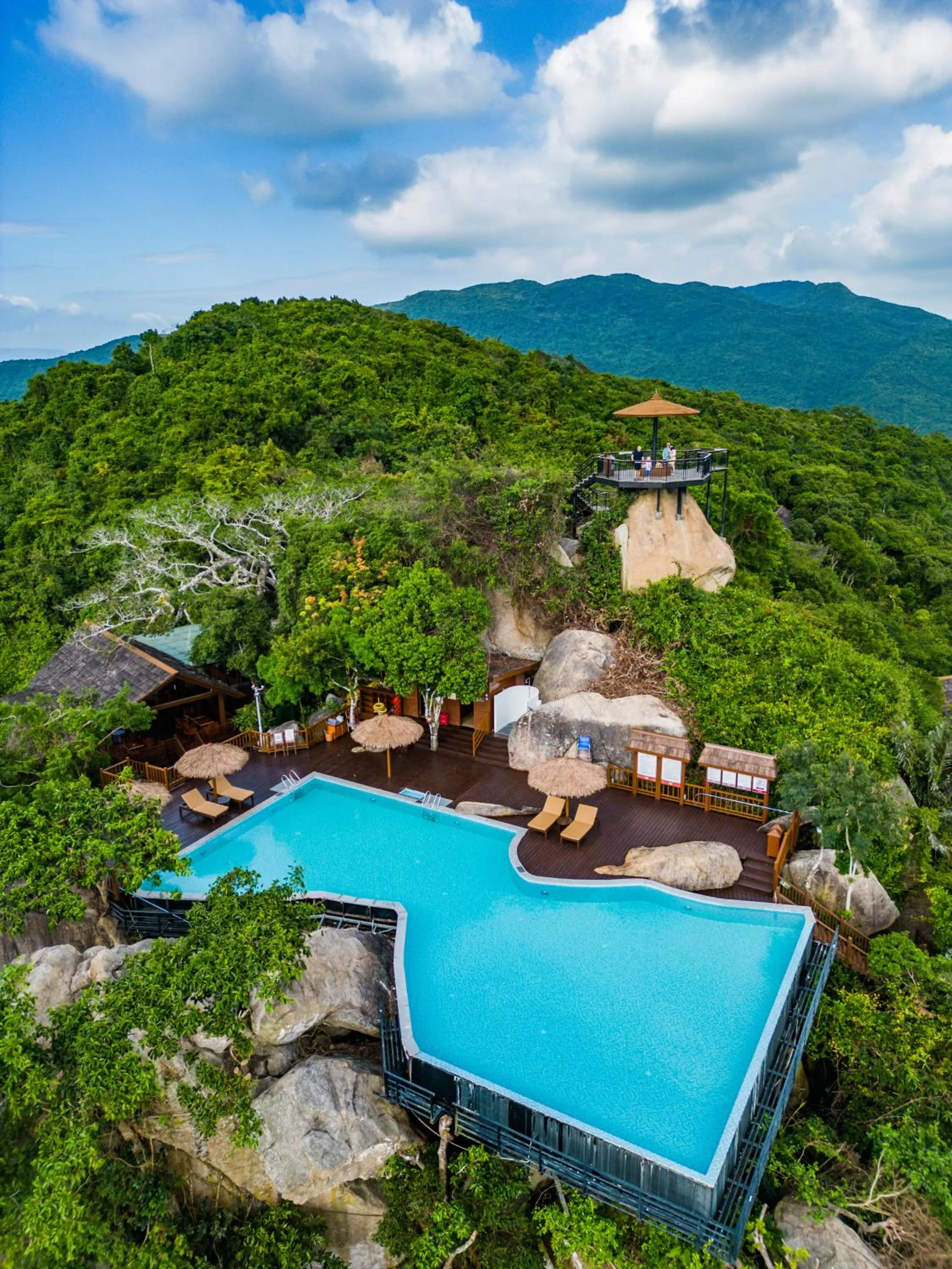Yalong Bay Earthly Paradise Birds Nest Resort （Mountain Villas)
