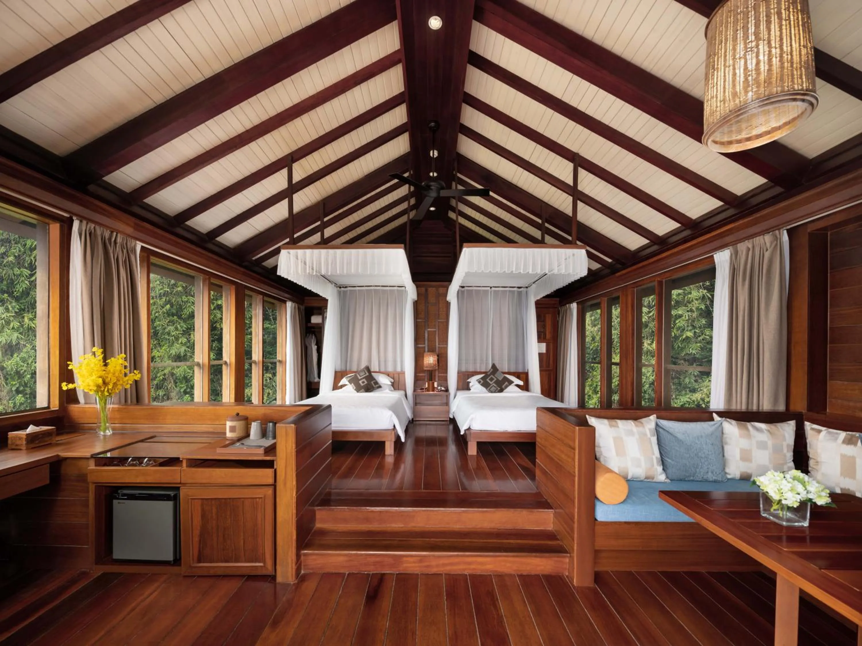 Bed in Yalong Bay Earthly Paradise Birds Nest Resort （Mountain Villas)