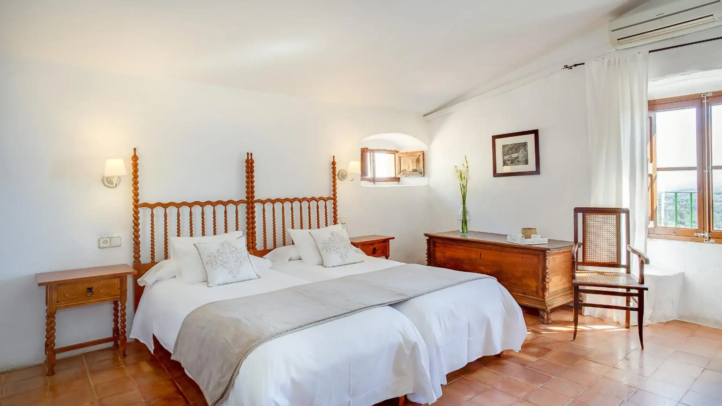 Superior Double Room in Finca Es Castell Superior Double Room in Finca Es Castell