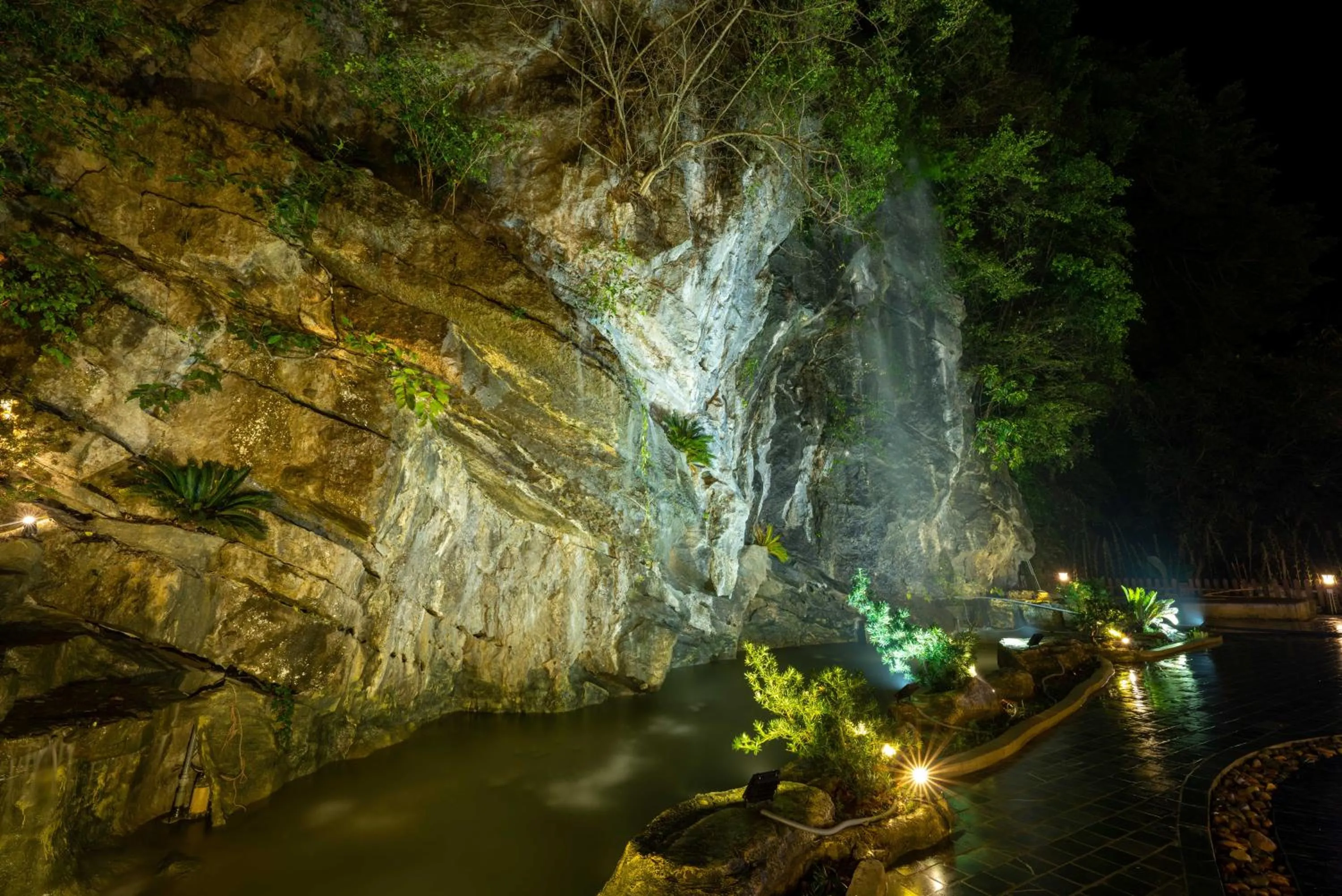 Night in Indochine Boutique Hotel Ninh Bình