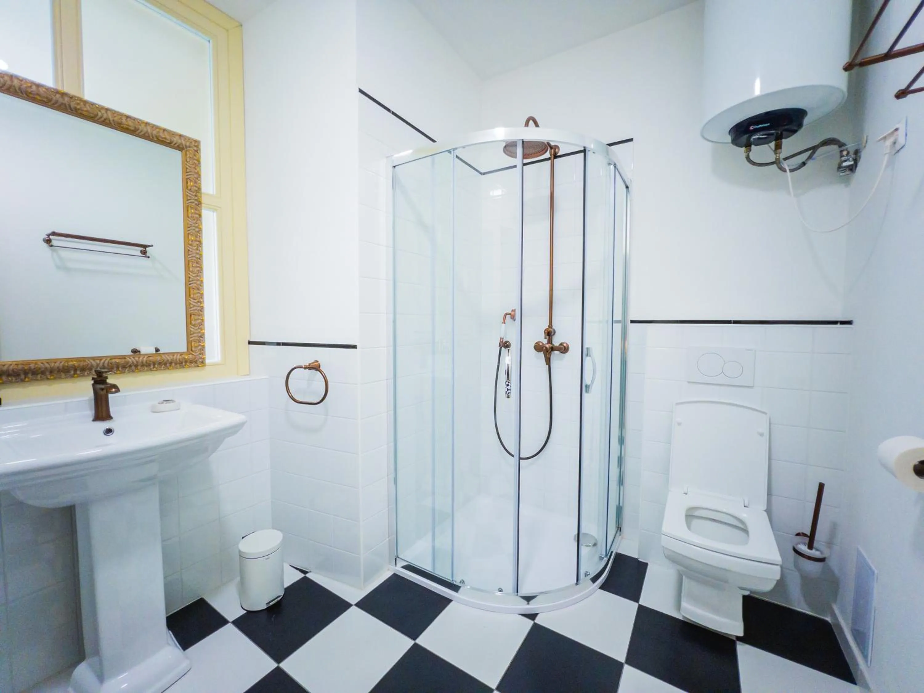 Bathroom in Opera apartments - Mestský palác