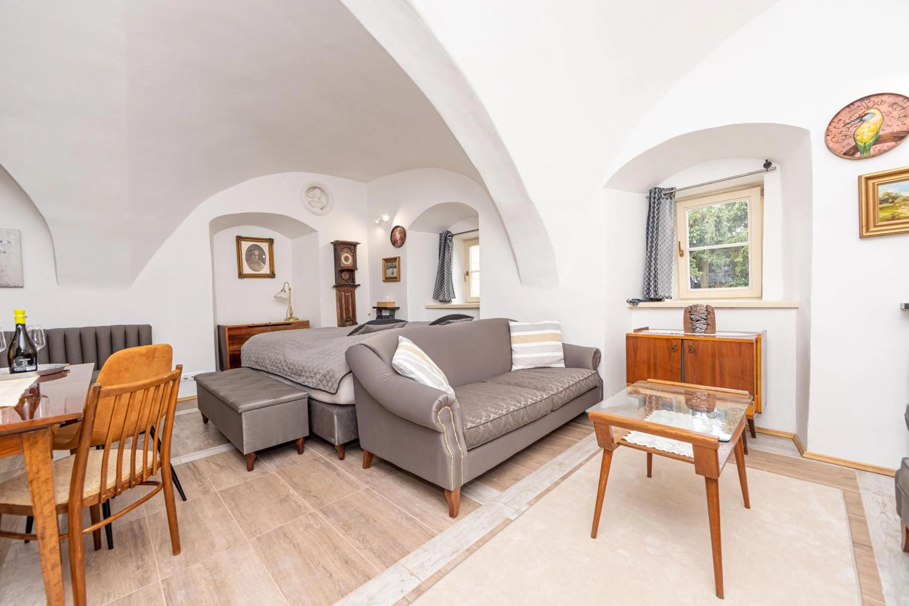 Seating area in Opera apartments - Mestský palác