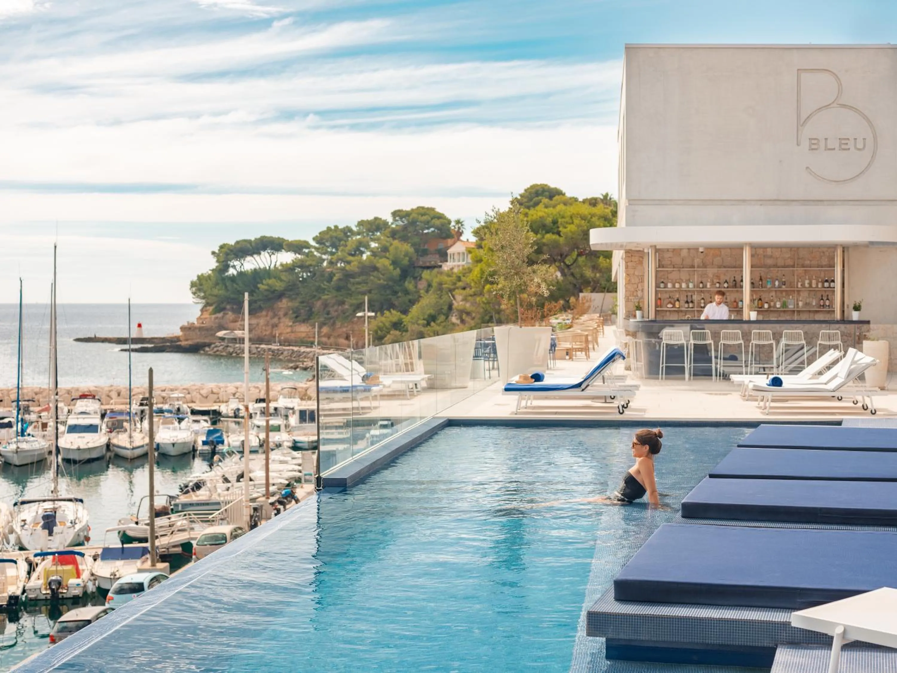 Swimming pool in Bleu Hôtel & Spa