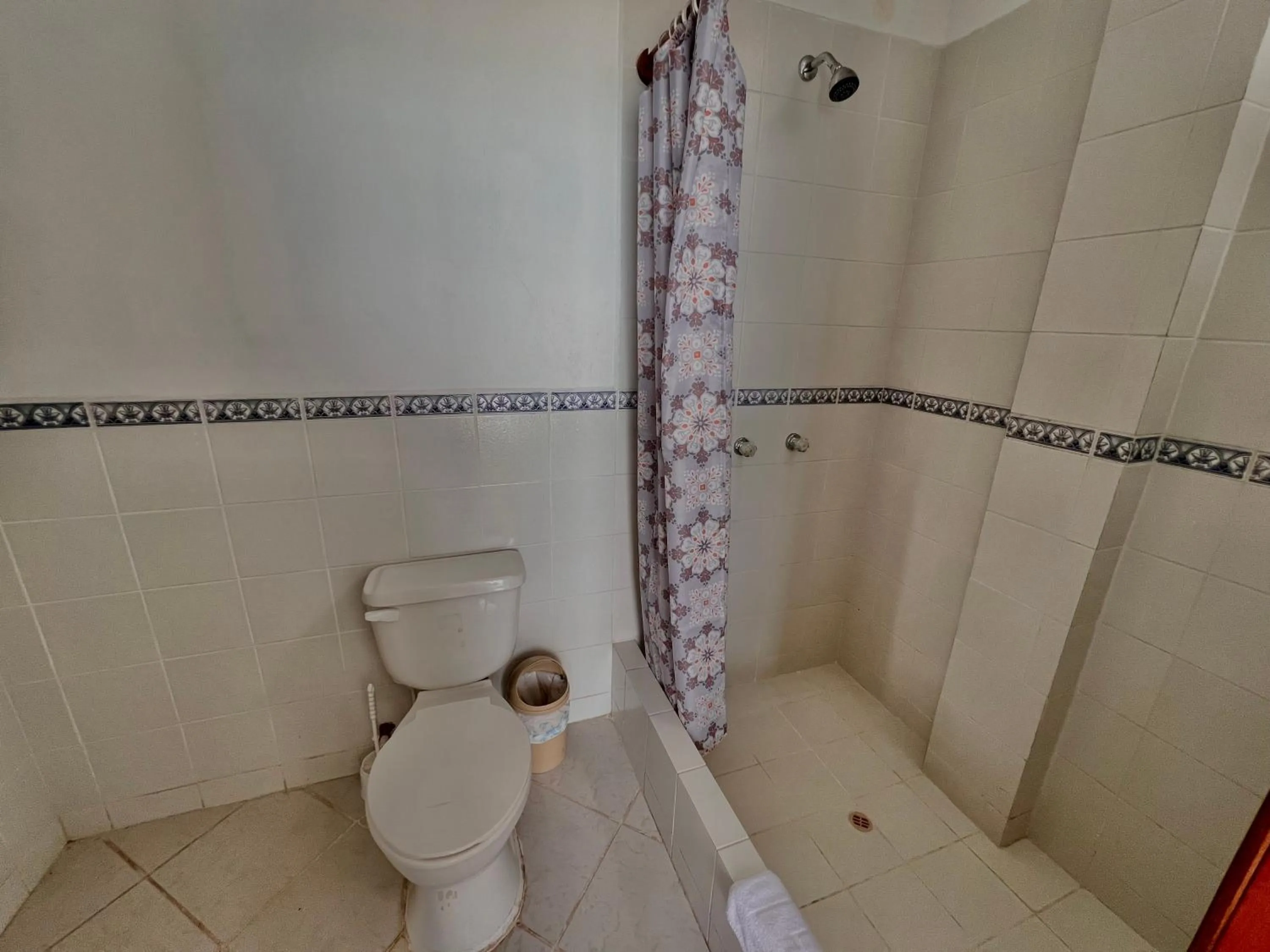 Shower in Hotel Sierra Negra