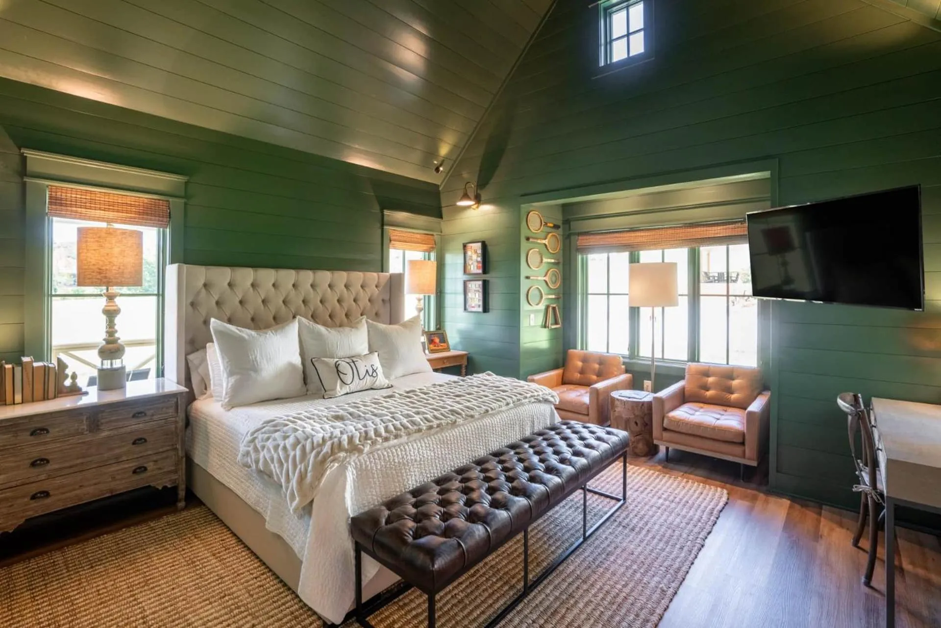 Bed in Cottages @ Julep Farms