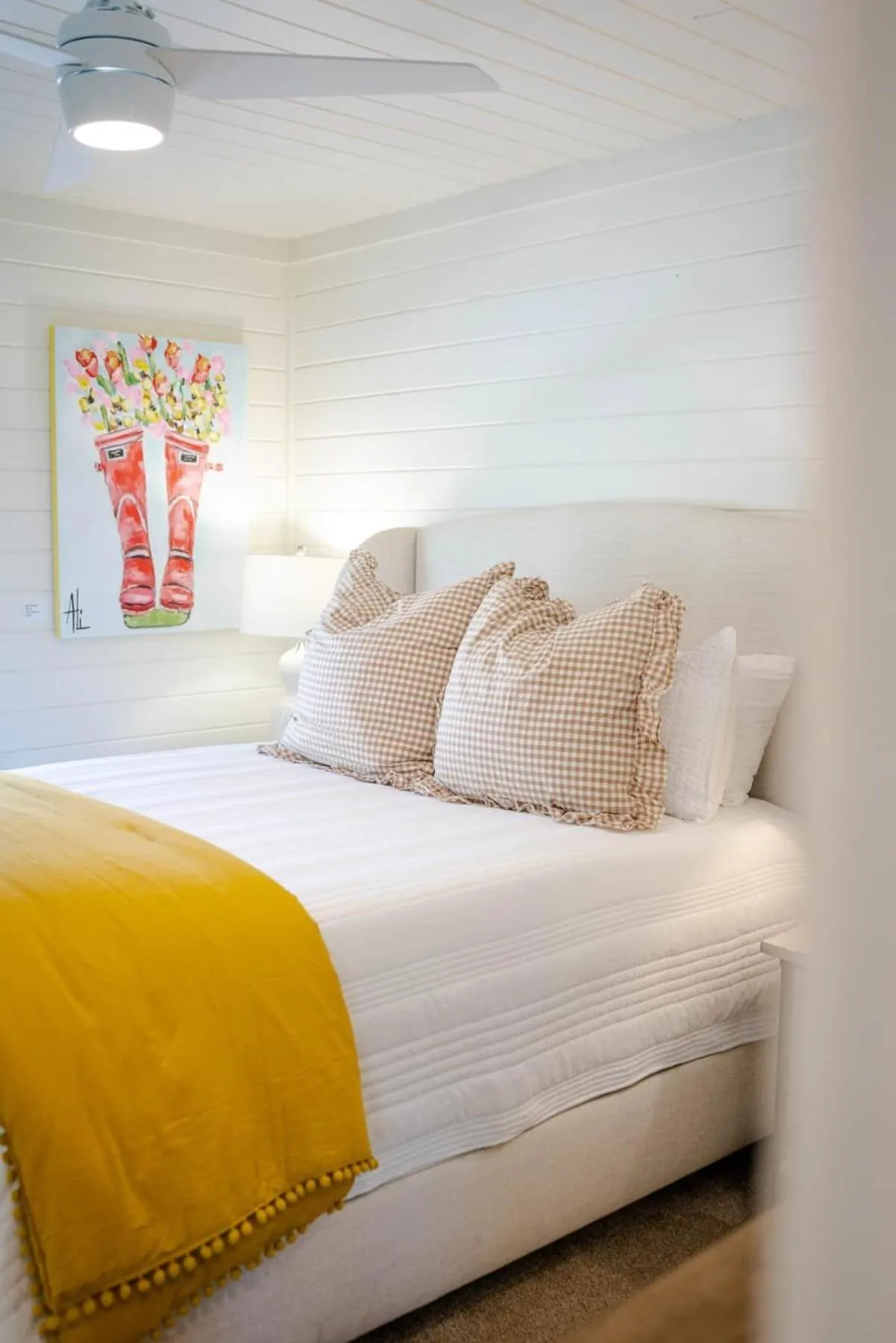 Bed in Cottages @ Julep Farms