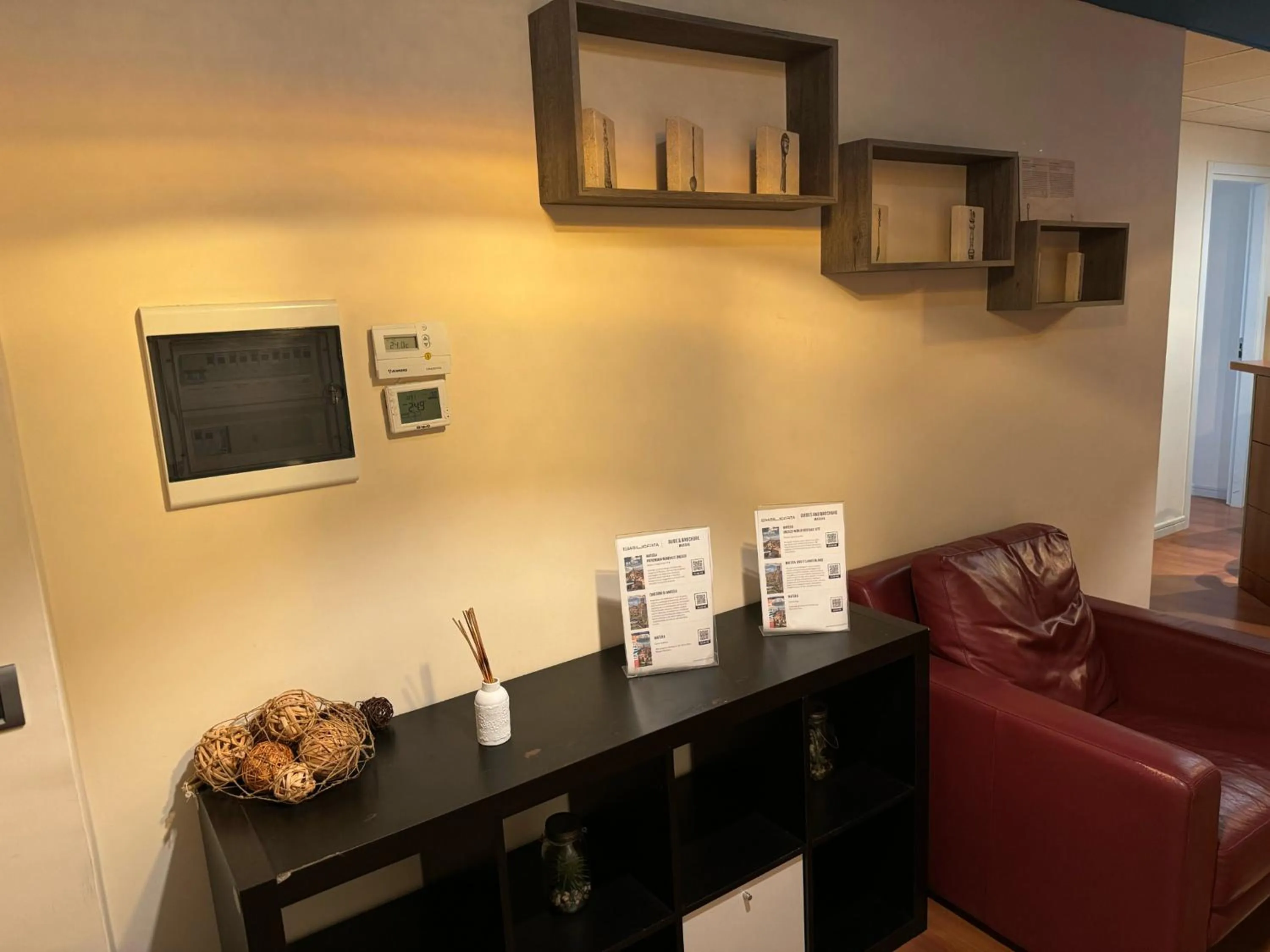 Lobby or reception in Bracco Rooms & Suites - Boutique Hotel nel Centro Storico di Matera