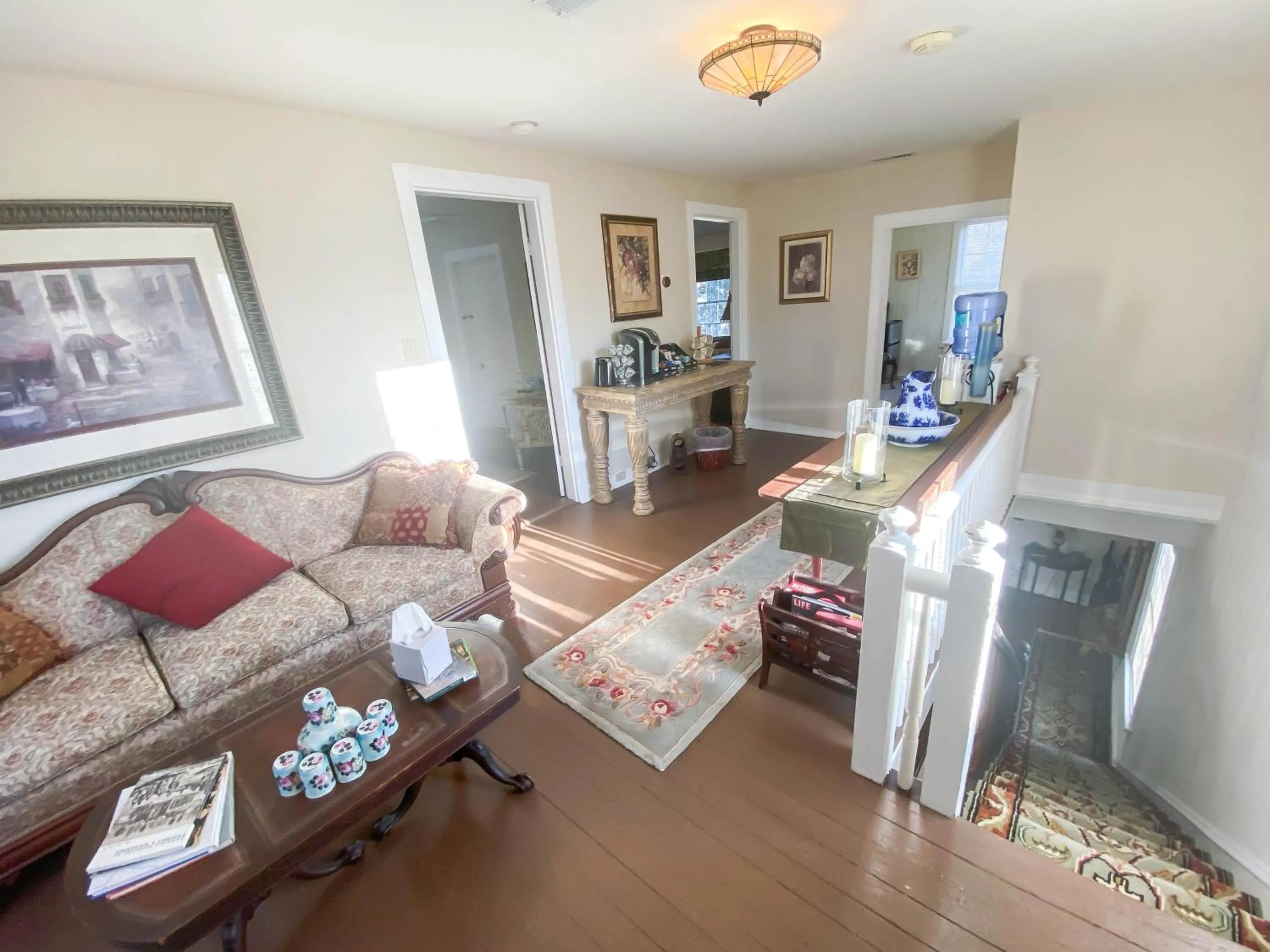 Coffee/tea facilities in Vaiden Inn