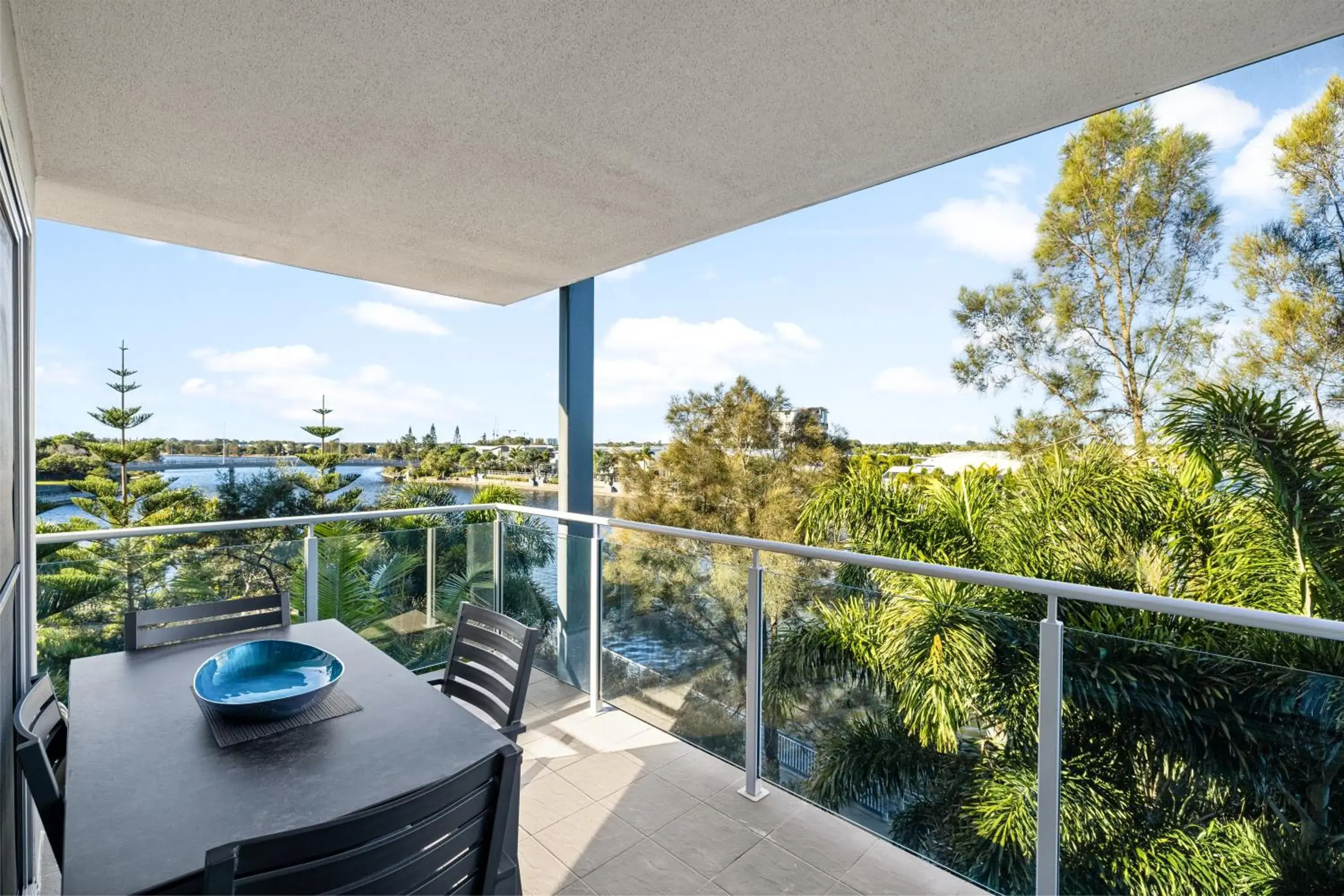 Two-Bedroom Apartment in Saltwater on the Peninsula Two-Bedroom Apartment in Saltwater on the Peninsula