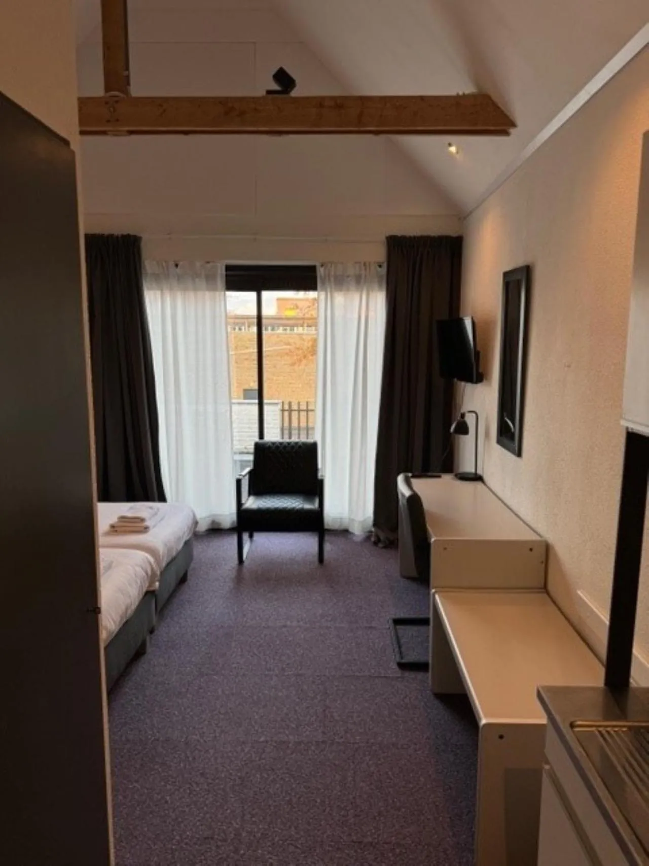 Bed in Hotel Schimmel