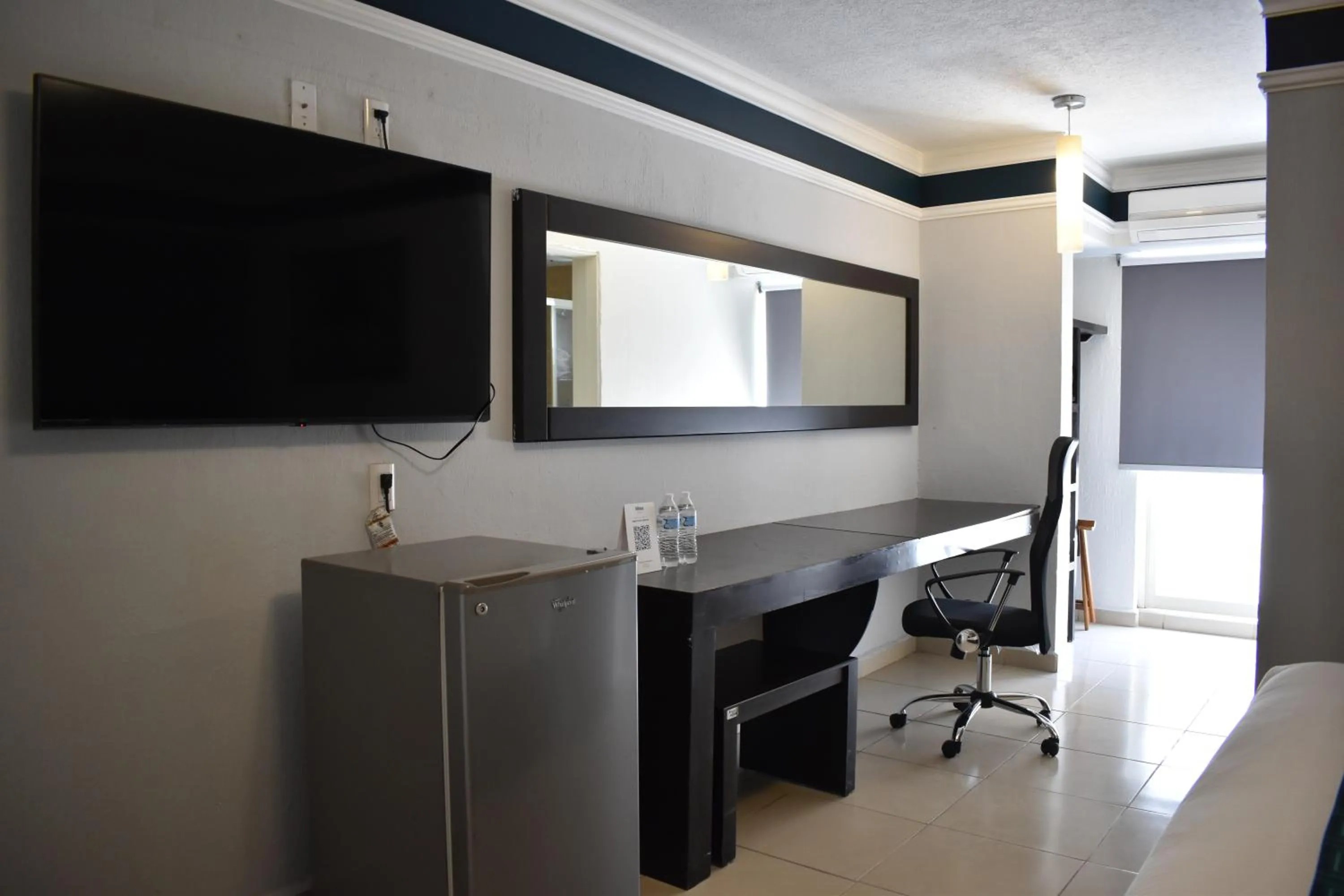 TV and multimedia in InHouse Hotel León