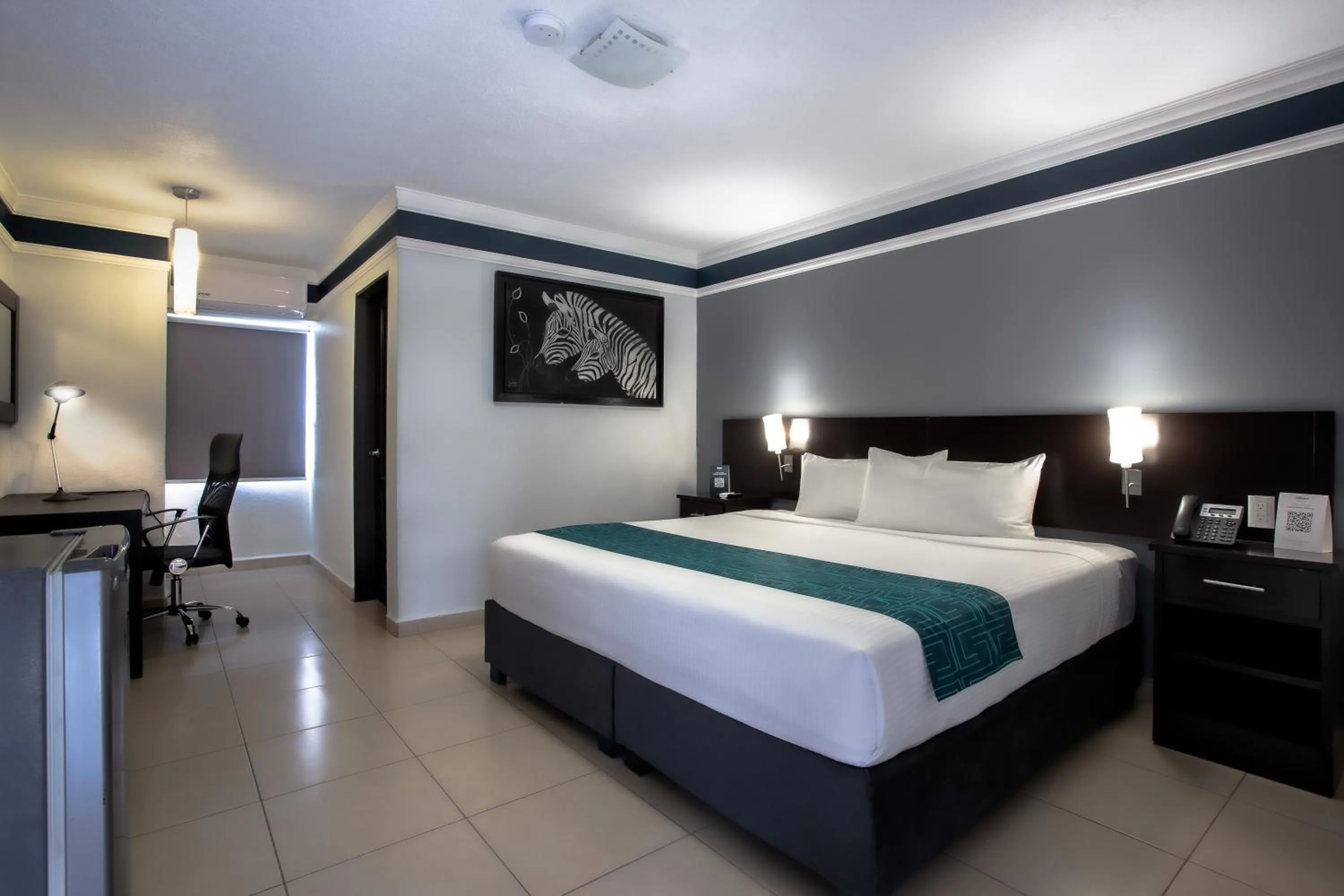 Bed in InHouse Hotel León