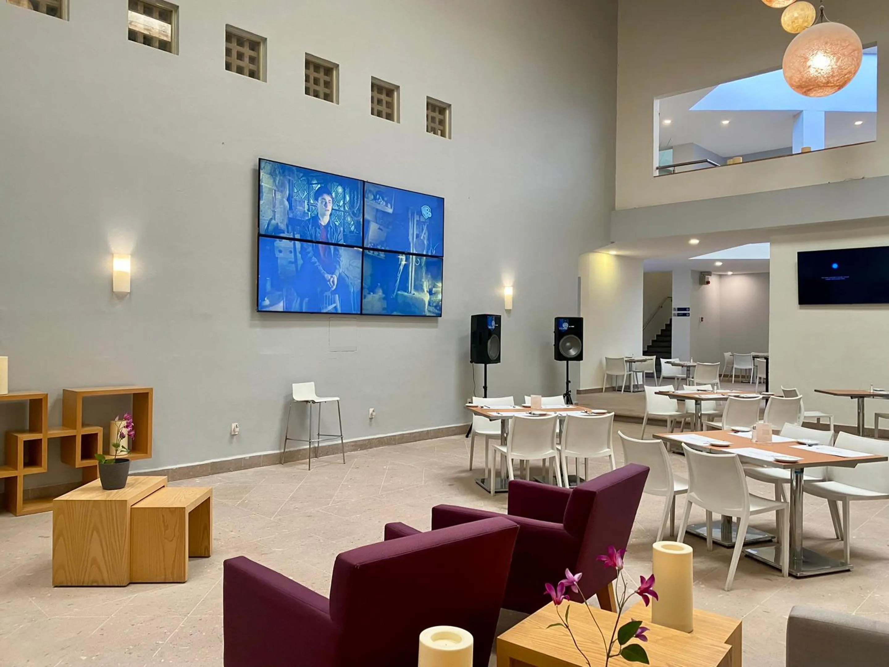 Restaurant/places to eat in InHouse Hotel León