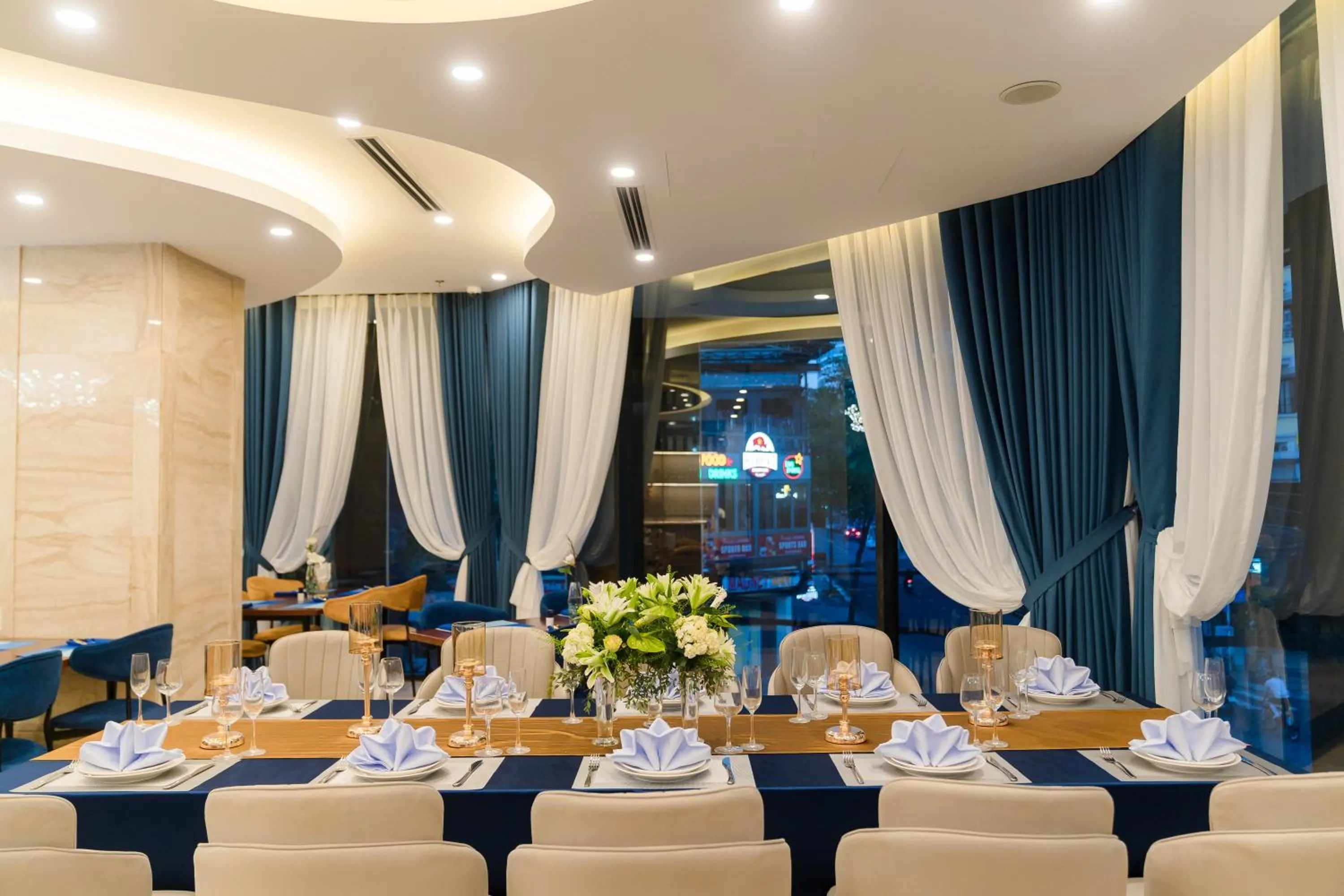 Restaurant/places to eat in SANDALS ISLAND HOTEL