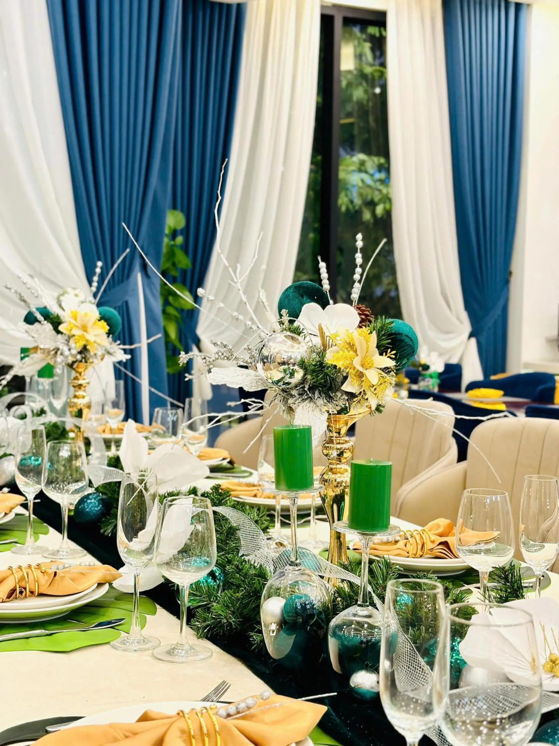 SANDALS ISLAND HOTEL