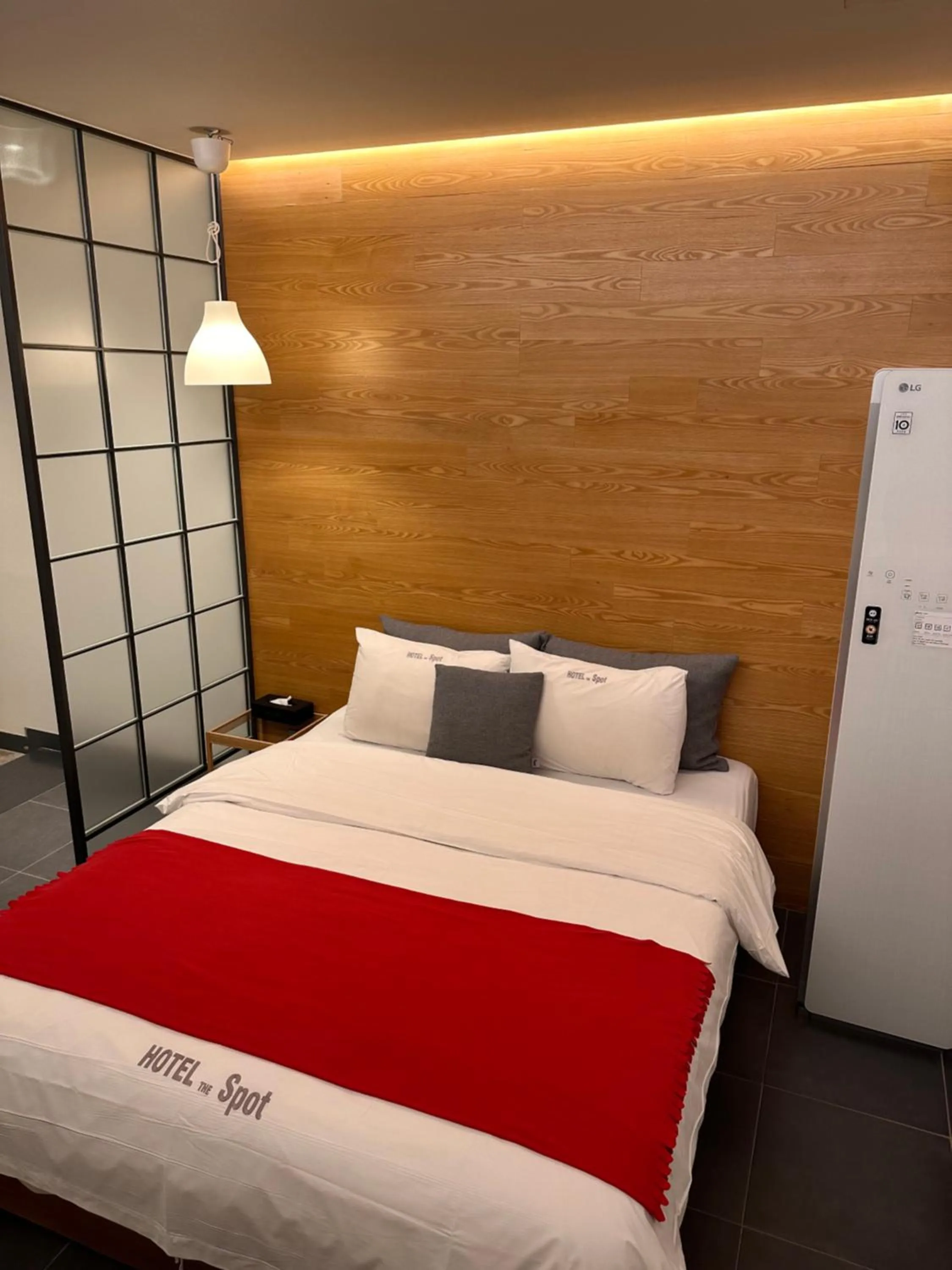 Bedroom, Bed in Gwangju Hotel the spot