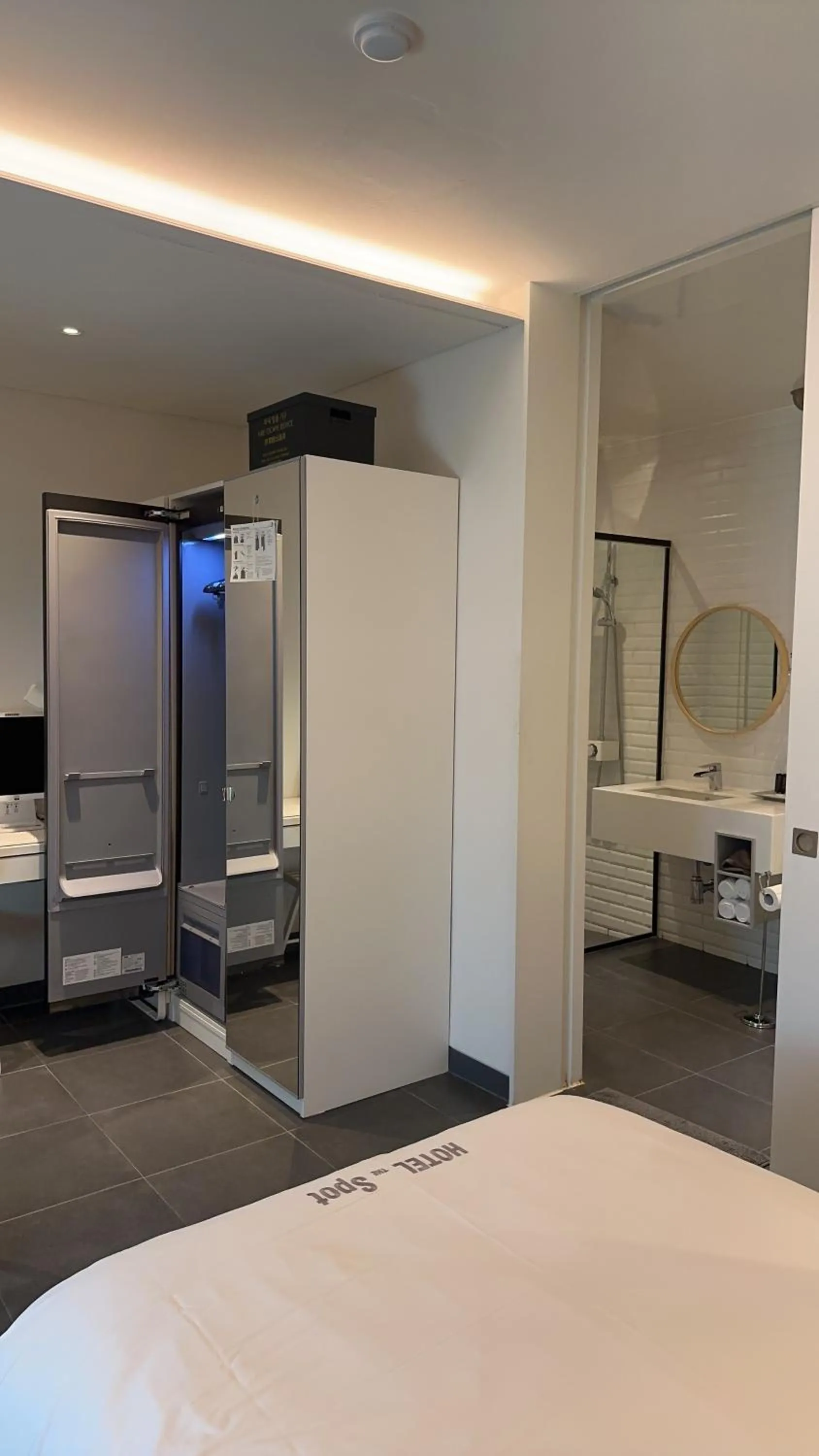 Decorative detail, Bed in Gwangju Hotel the spot