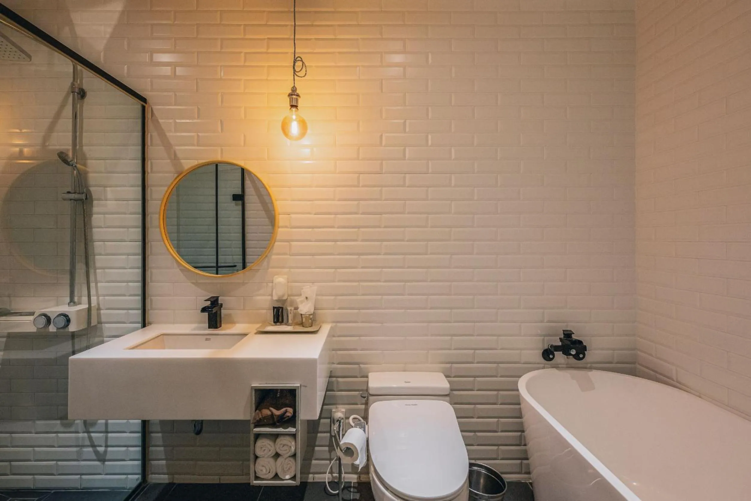 Bathroom in Gwangju Hotel the spot