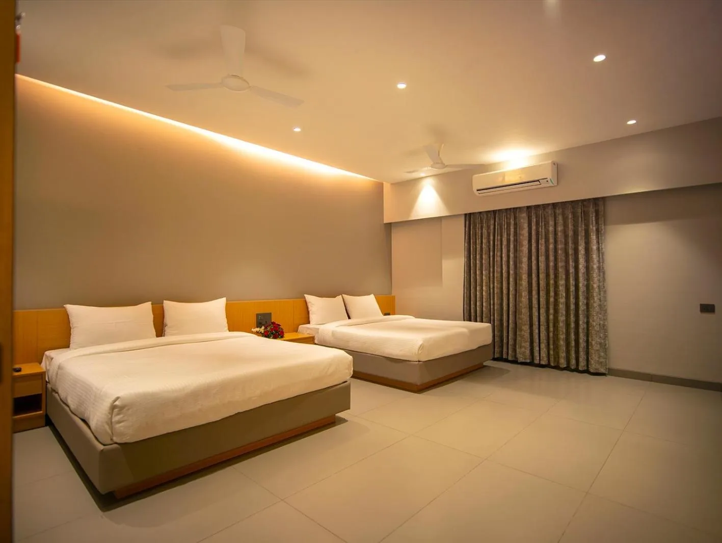 Bed in Palm Springs Resort