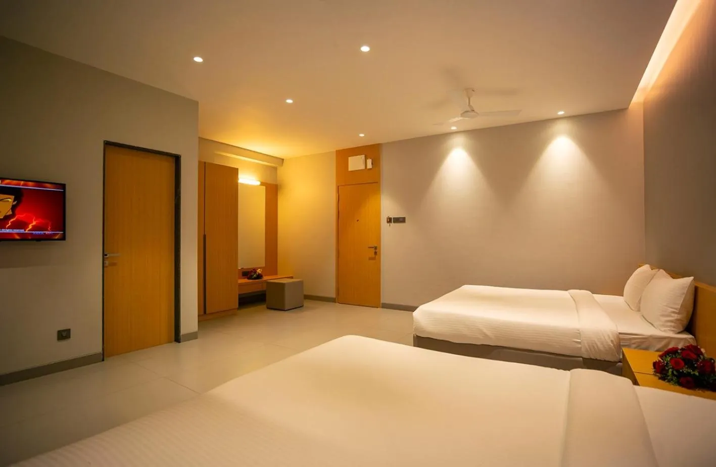 Bed in Palm Springs Resort