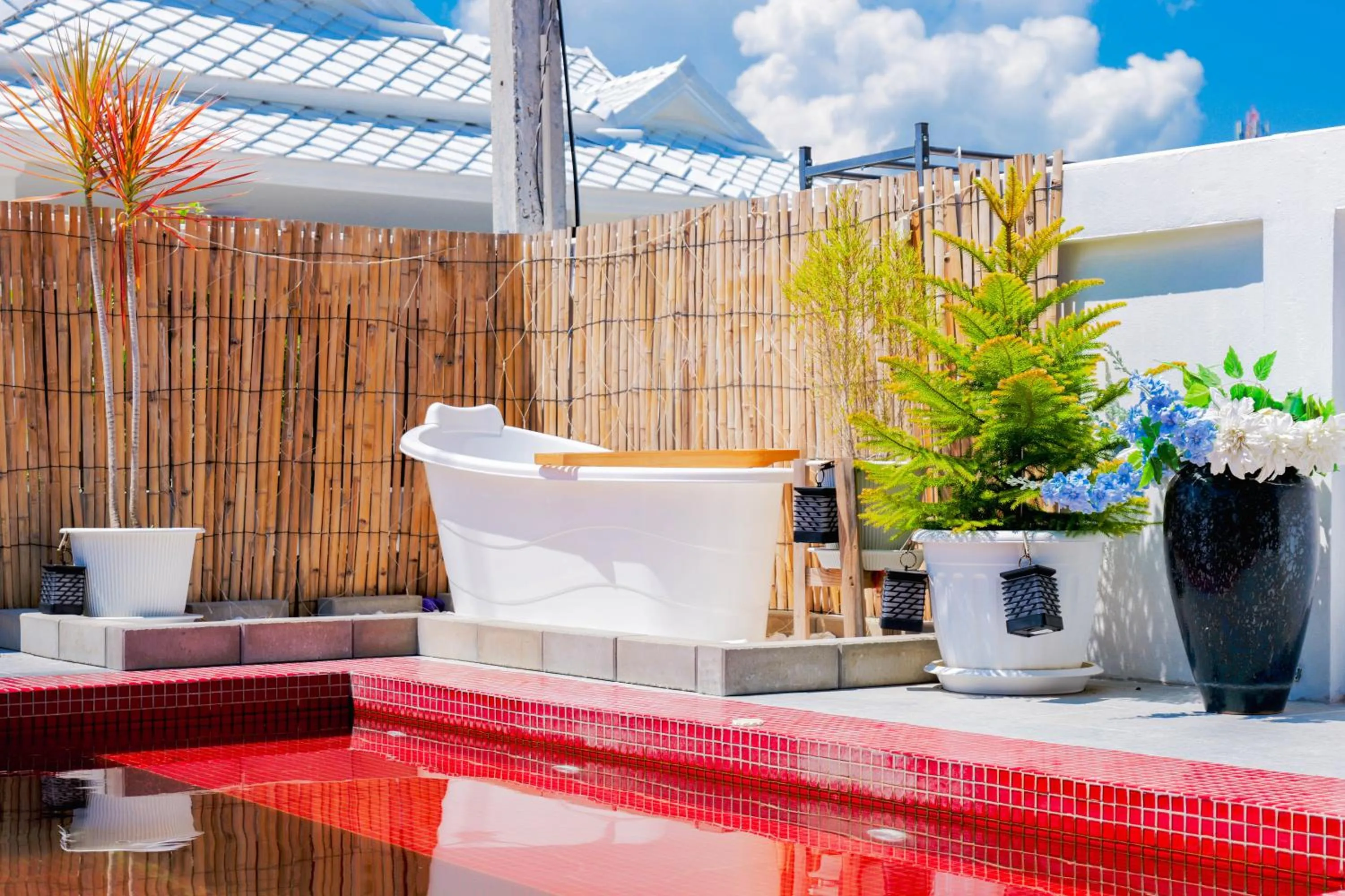 Pool view in LV Villa Cha-am