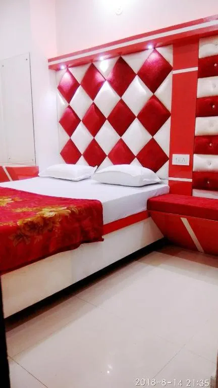 Bedroom in Hotel O Revoli