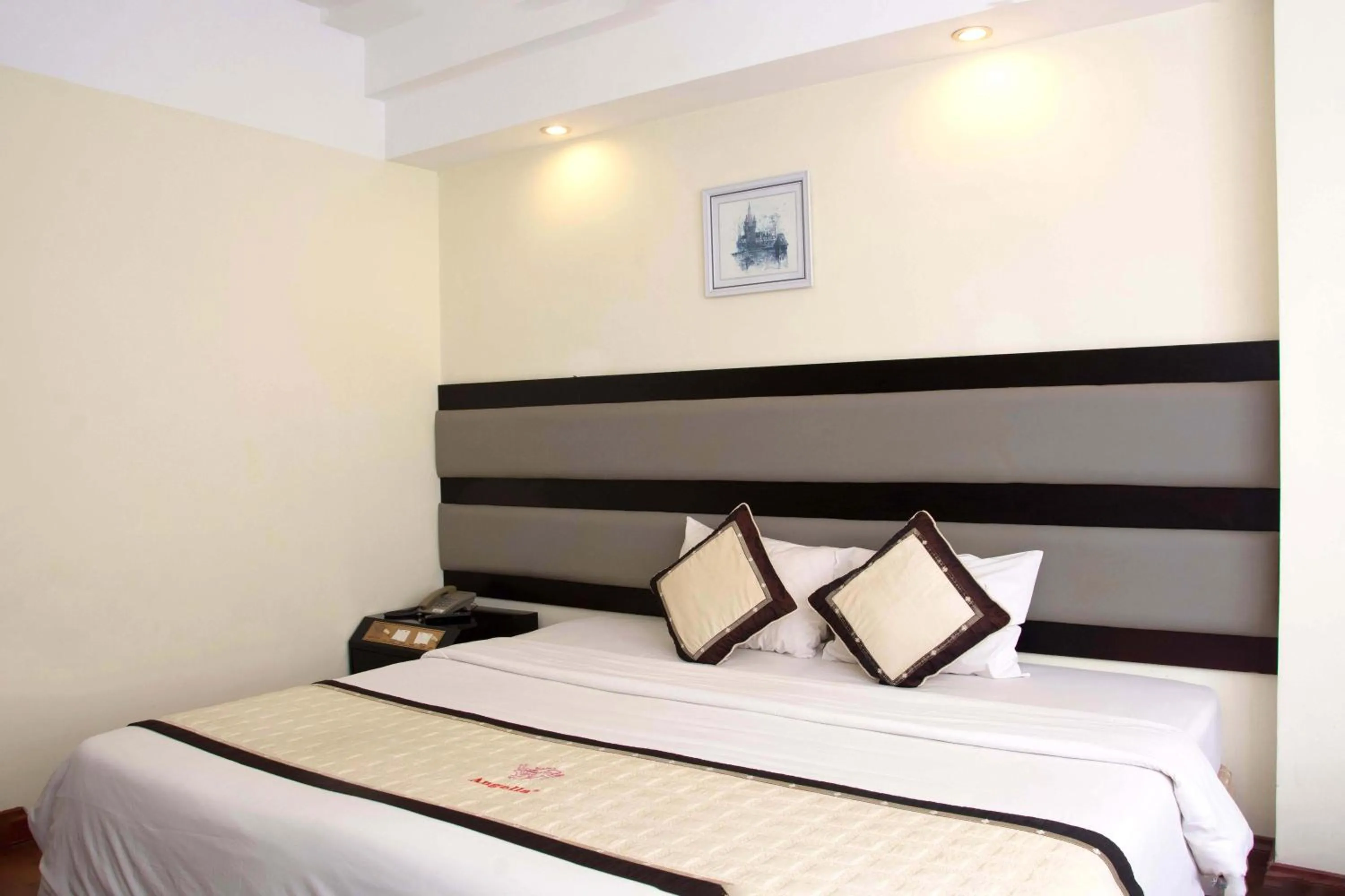 Bedroom, Bed in Angella Hotel