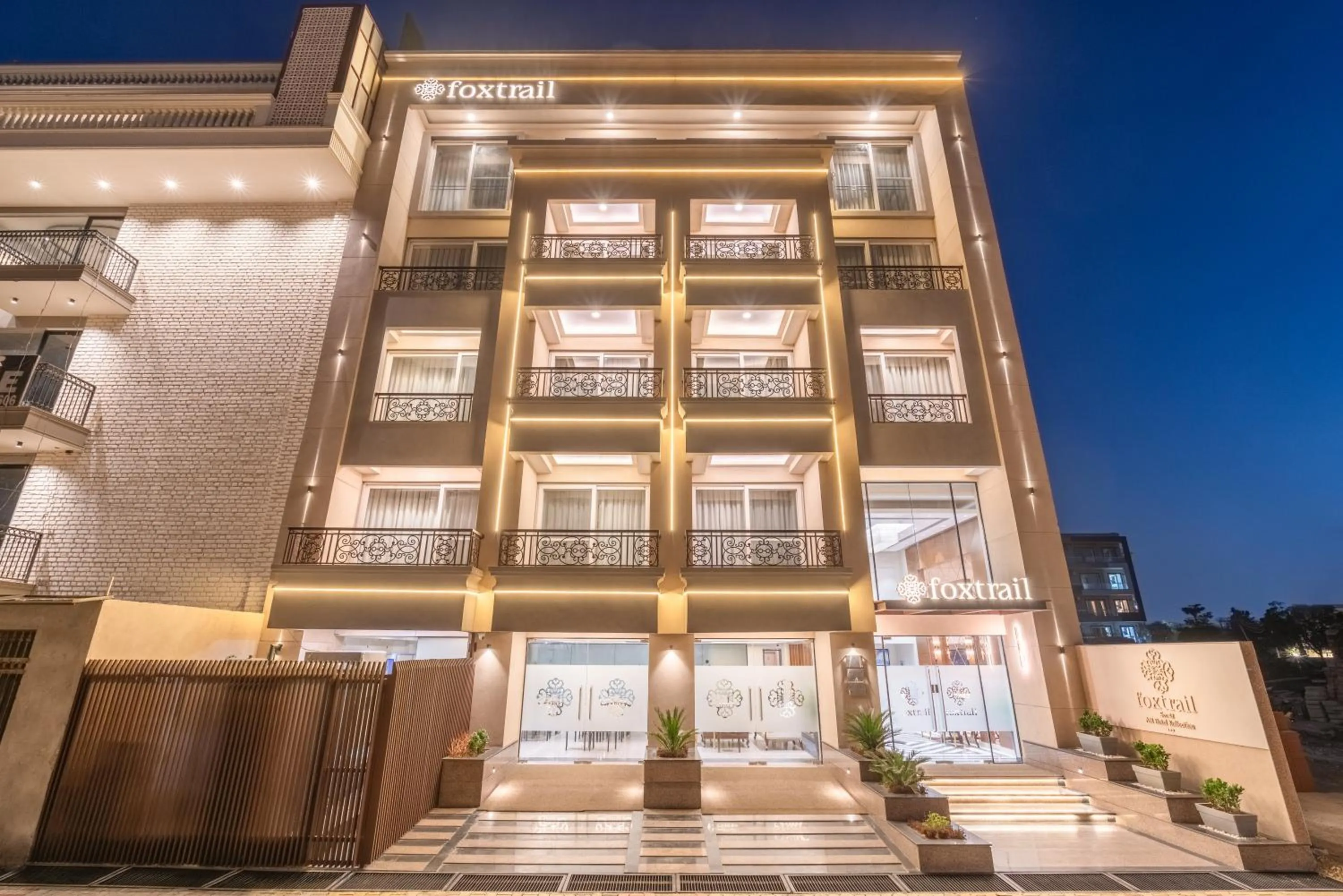 Facade/entrance in Foxtrail, Sector 42 - AM Hotel Kollection