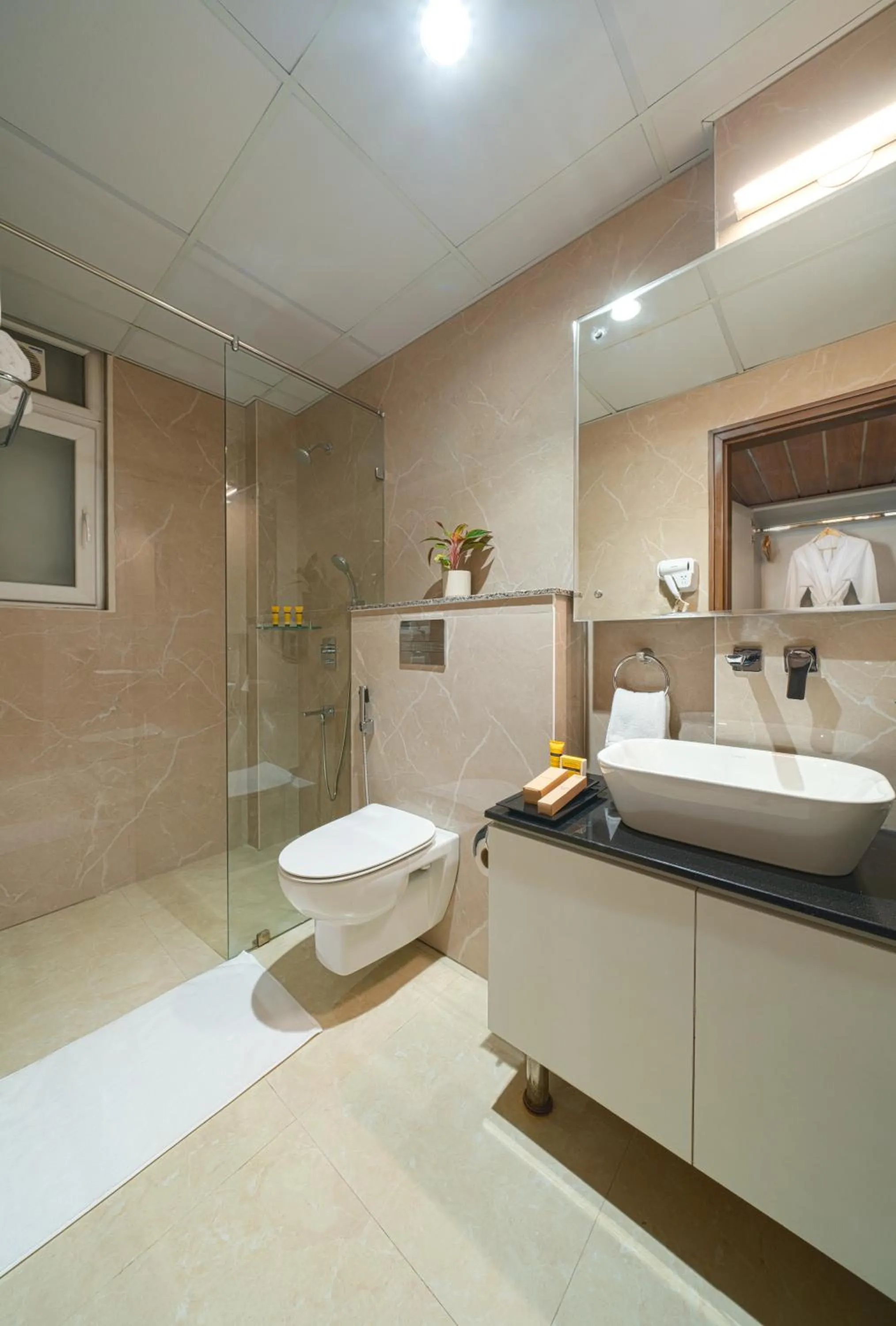 Toilet in Foxtrail, Sector 42 - AM Hotel Kollection