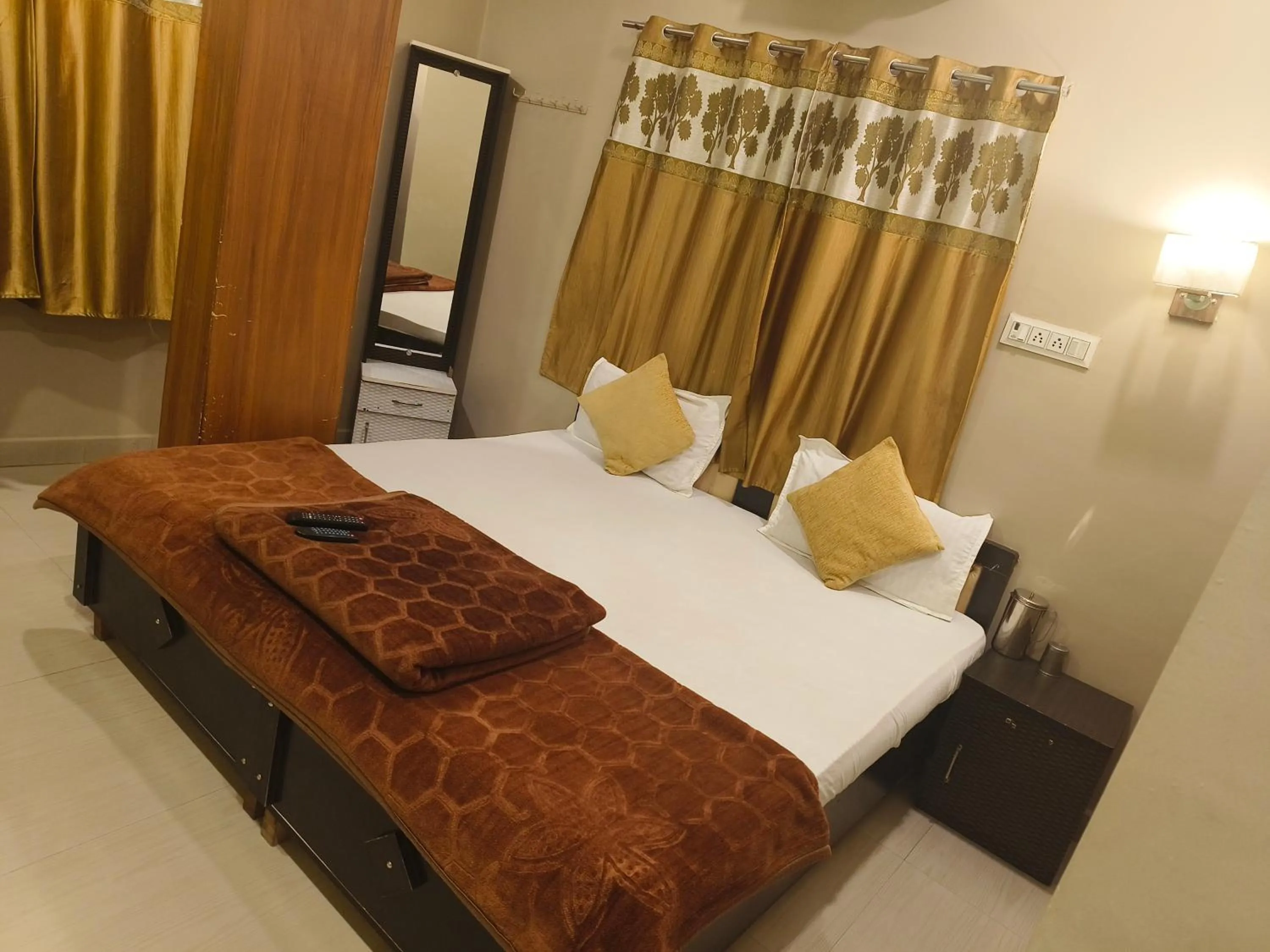 Bed in Shree Ram Nivas