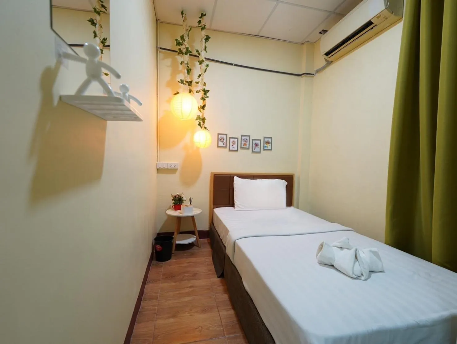 Bed in EZ Sleep @ Ratchada 19