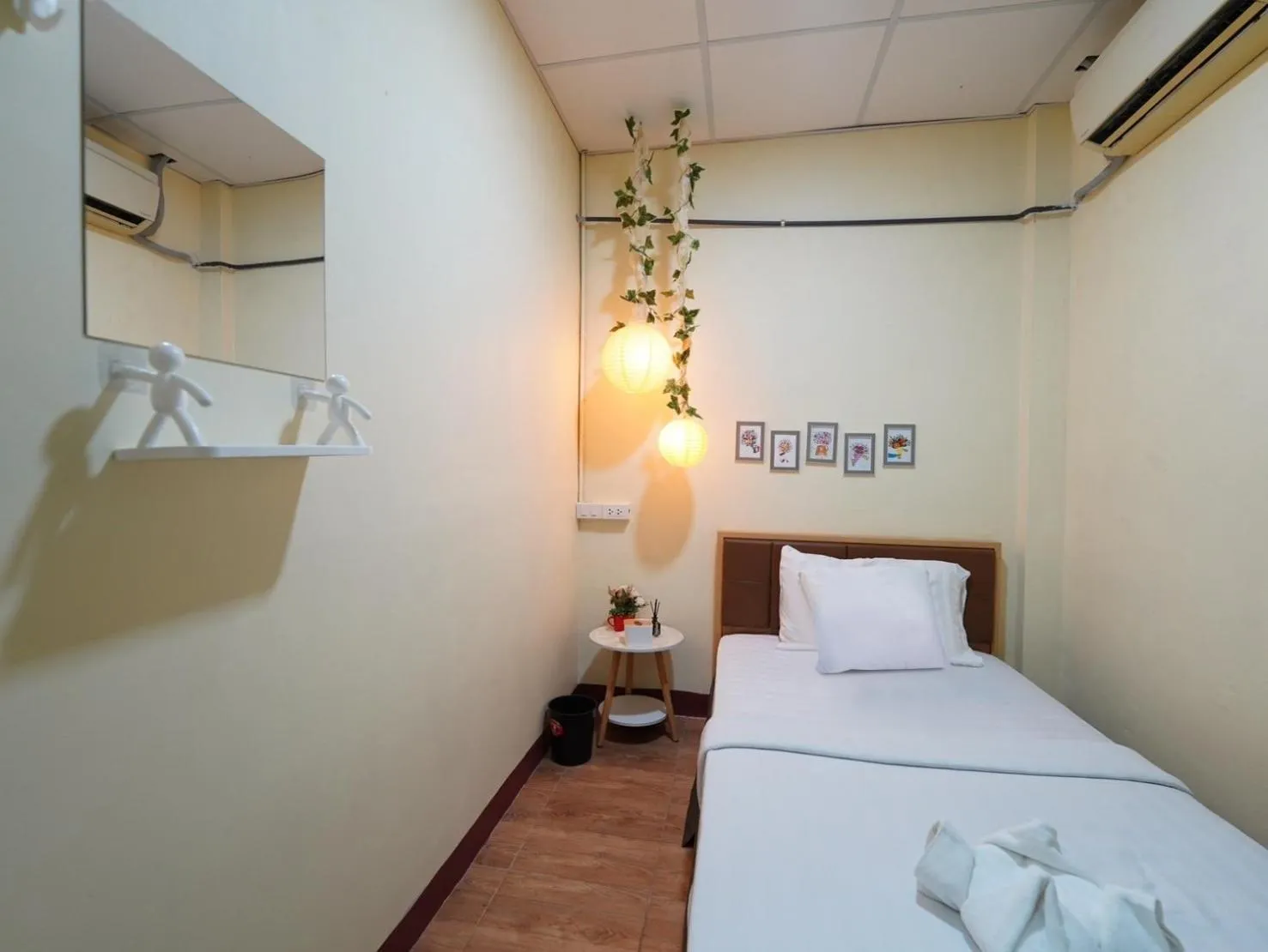 Bed in EZ Sleep @ Ratchada 19