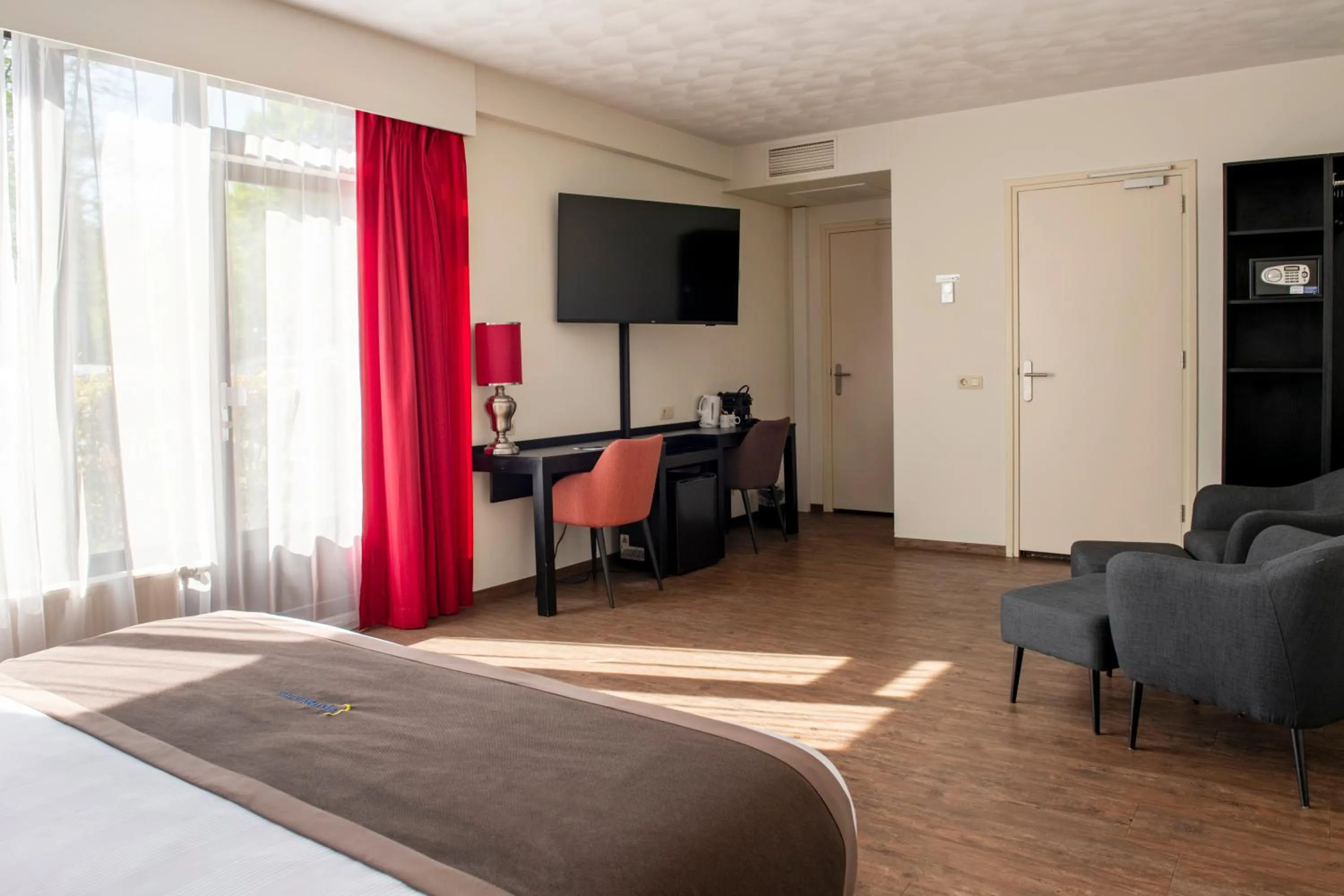 TV and multimedia, Bed in Bastion Hotel Apeldoorn Het Loo