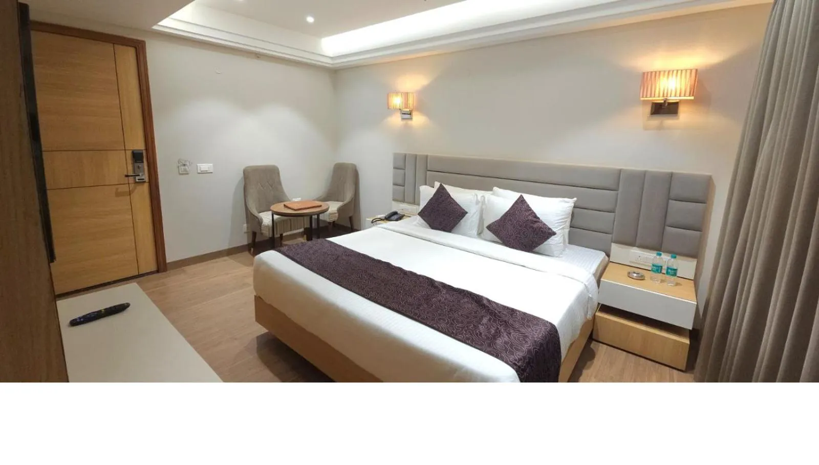 Photo of the whole room, Bed in Hotel Alwar Royals