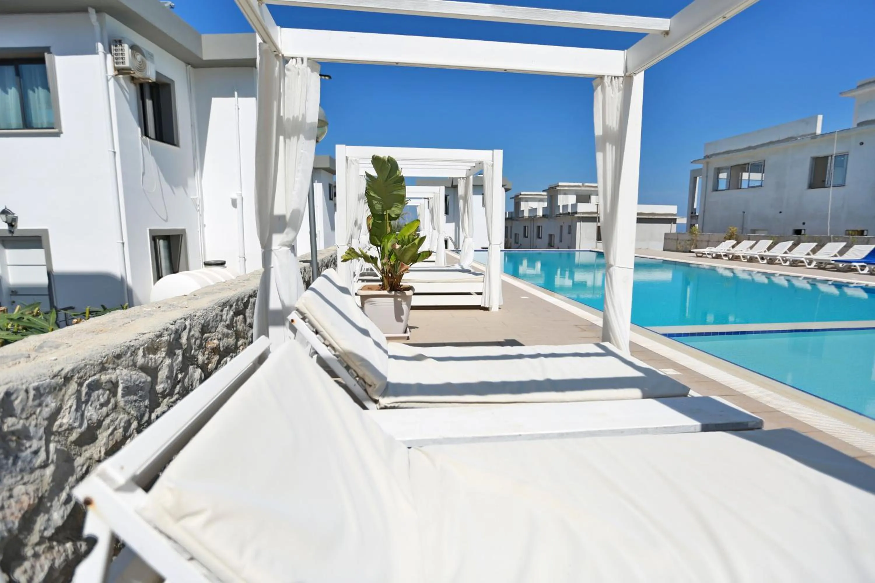 Skyline Paradise Villas