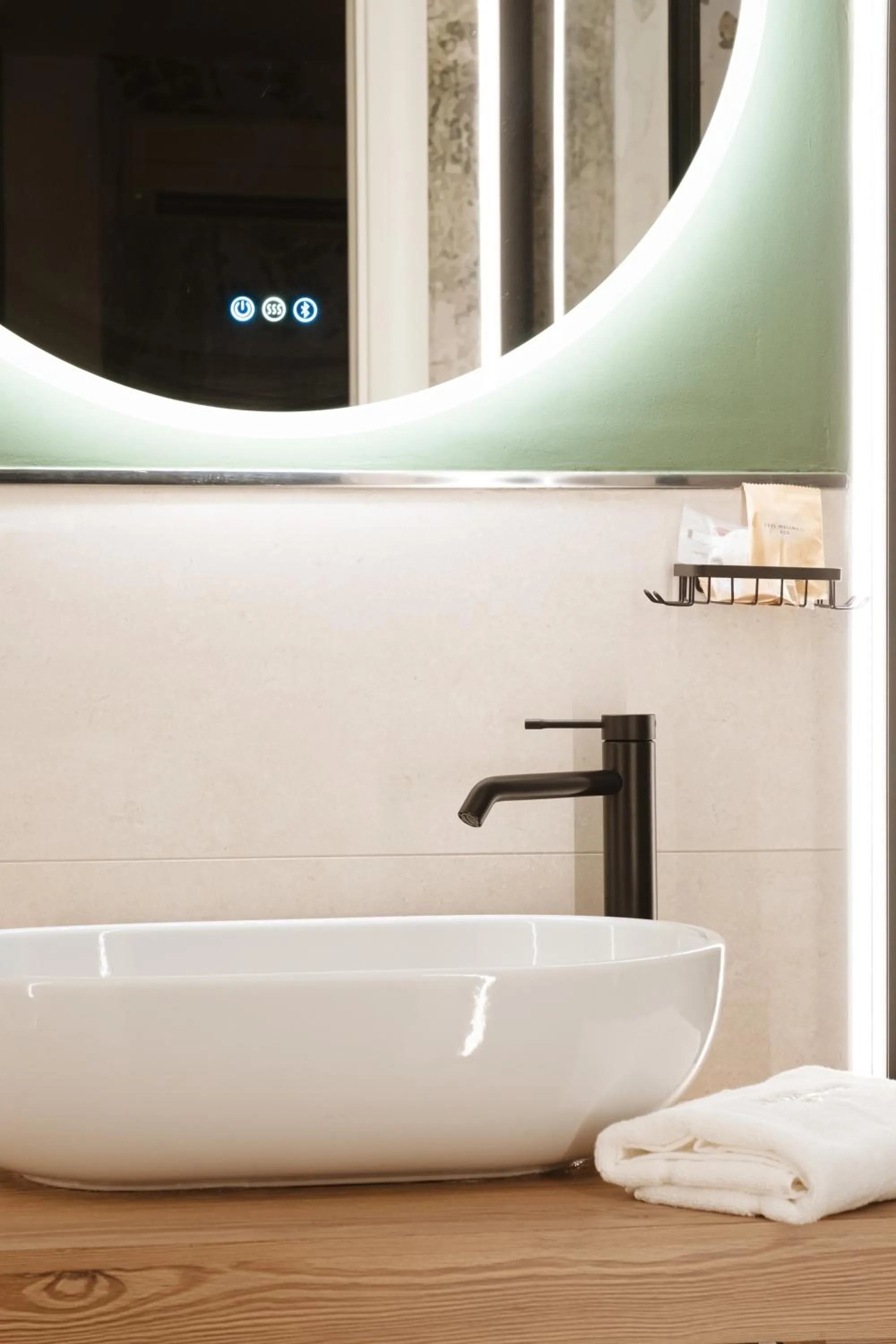 Bathroom in ALBERGO DIFFUSO Dimora Rossi Charme B&B