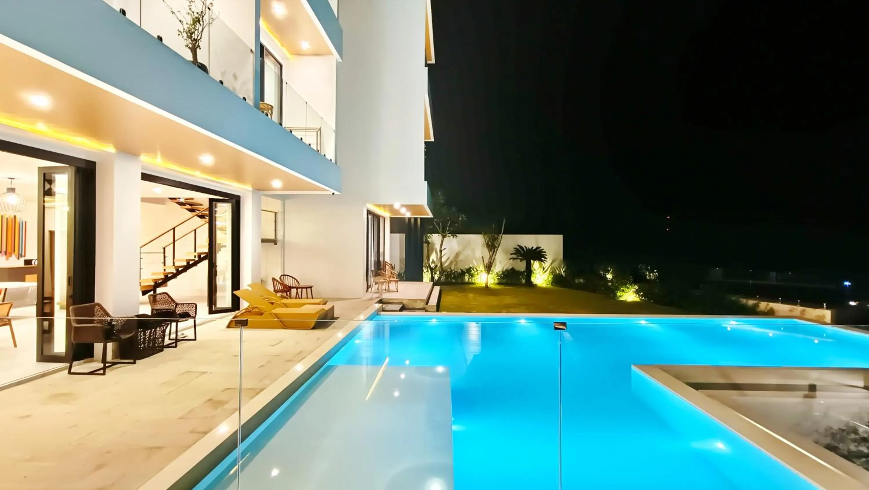 Swimming pool in VILLA VALITO