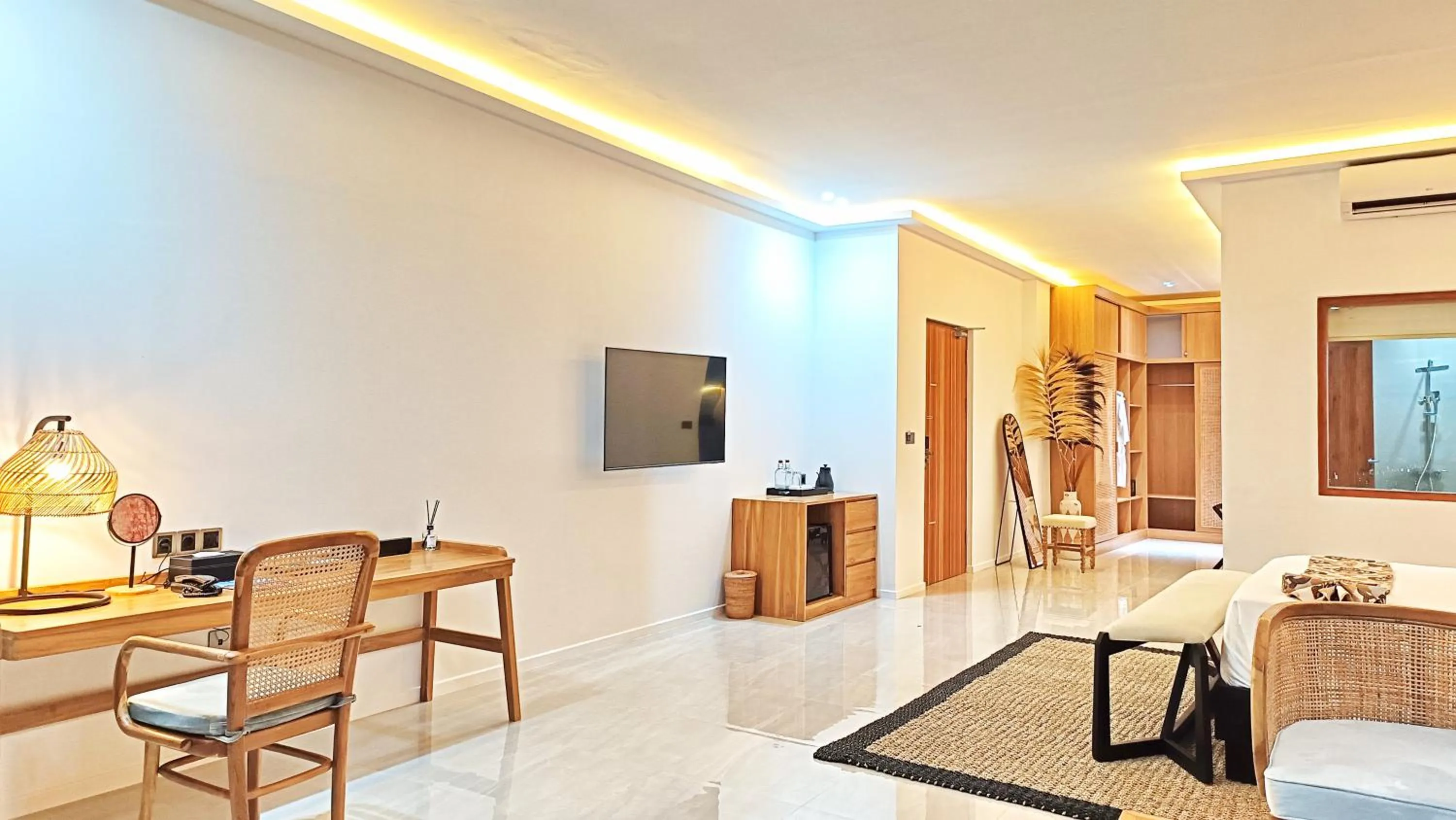 Photo of the whole room in VILLA VALITO