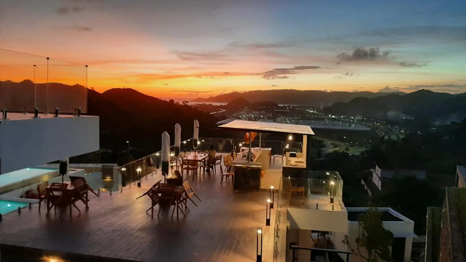 Restaurant/places to eat in VILLA VALITO