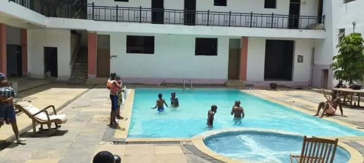 Newstead hotel naivasha