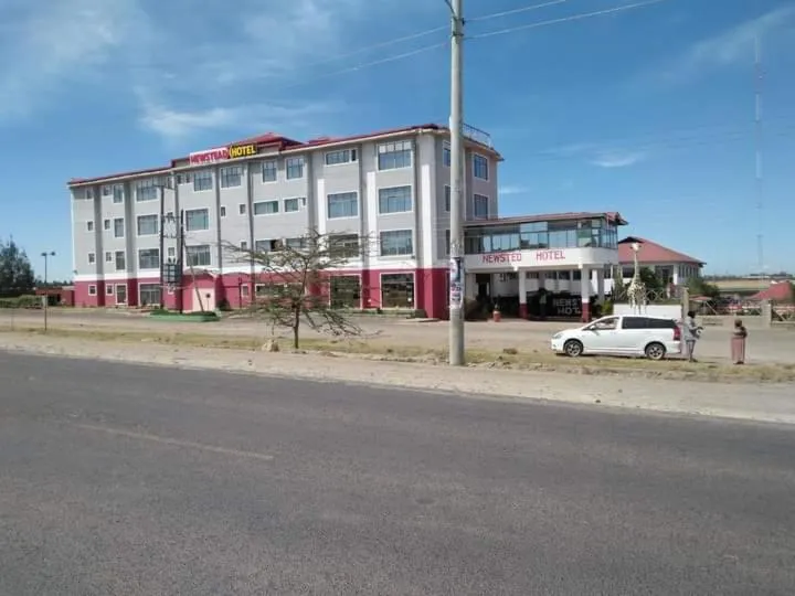 Newstead hotel naivasha