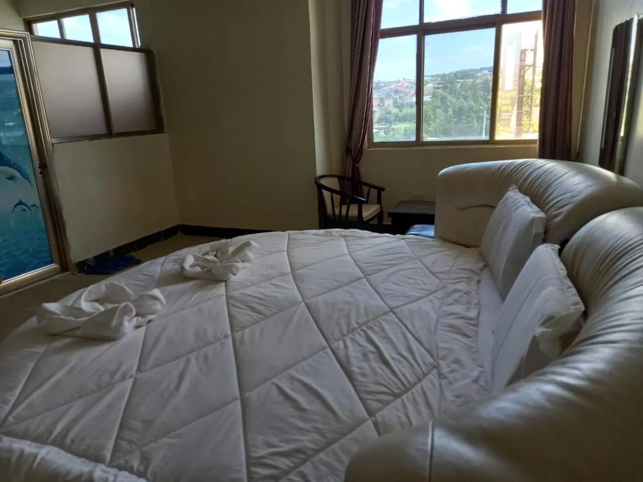 Newstead hotel naivasha