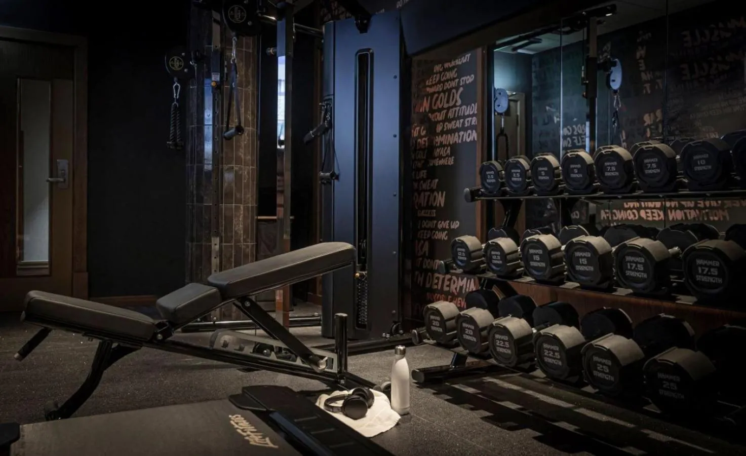 Fitness centre/facilities in Maldron Hotel Shoreditch London